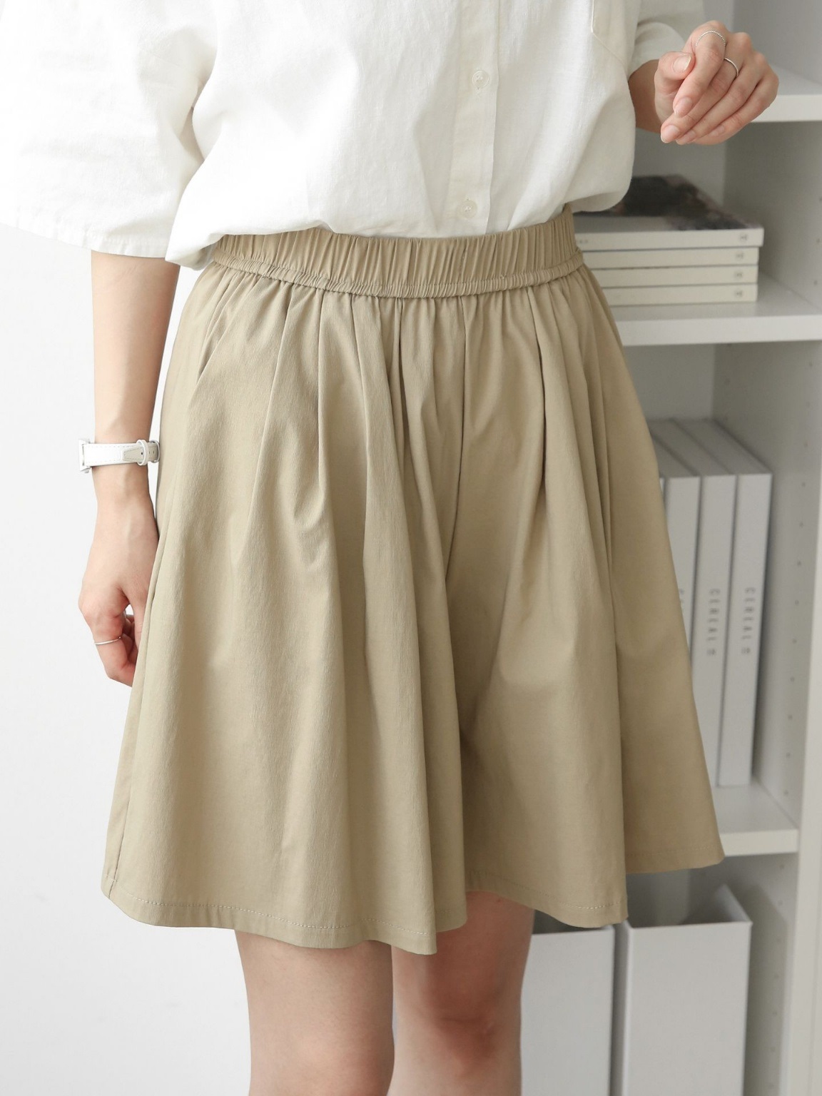 ポケットウエストゴムオーバーサイズフレアハーフ無地スカートパンツ | 詳細画像9