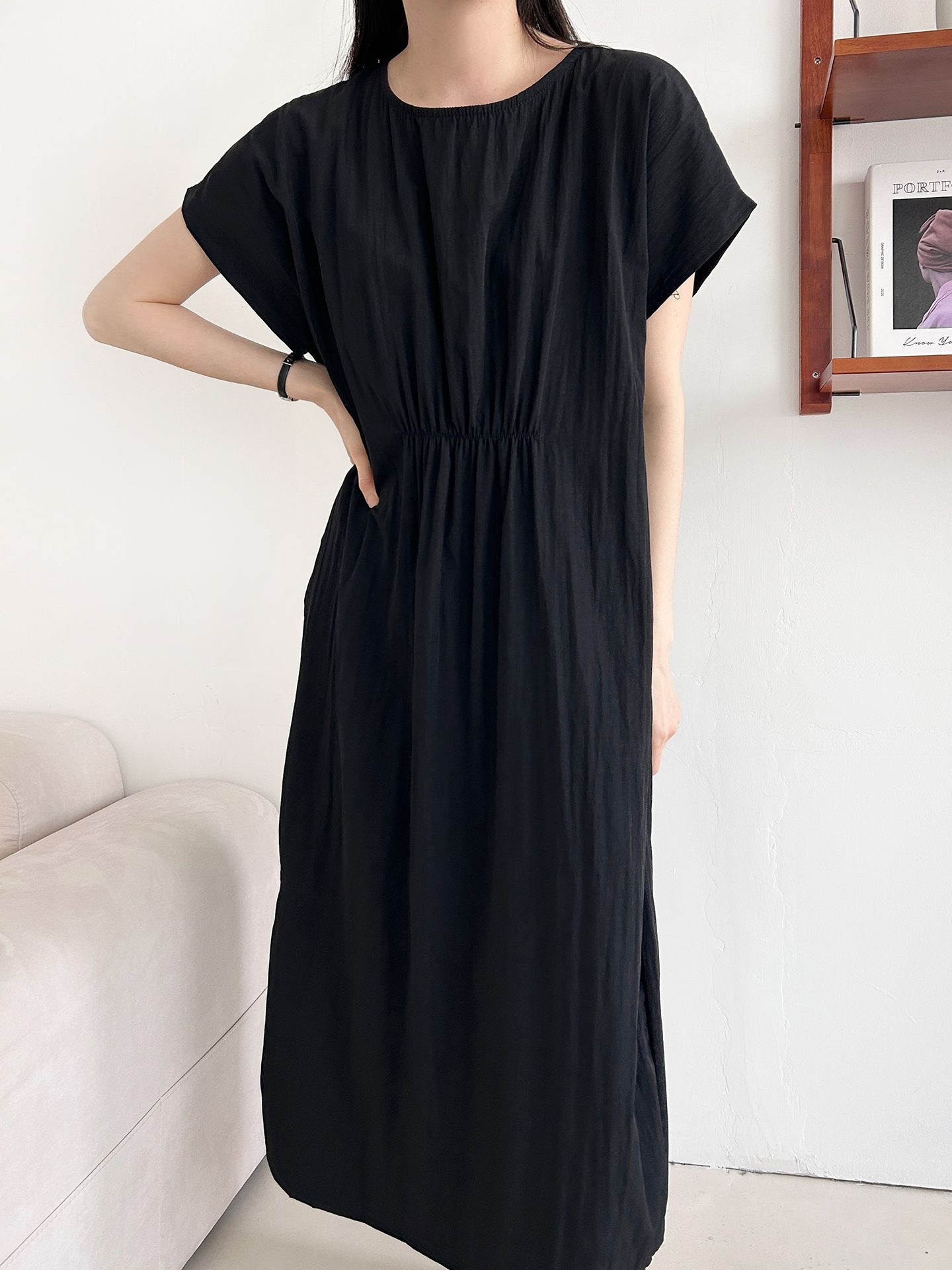 ラウンドネックシャーリングフレンチスリーブオーバーサイズマキシルーズ半袖Hライン(ロング丈)無地ワンピース | 詳細画像16