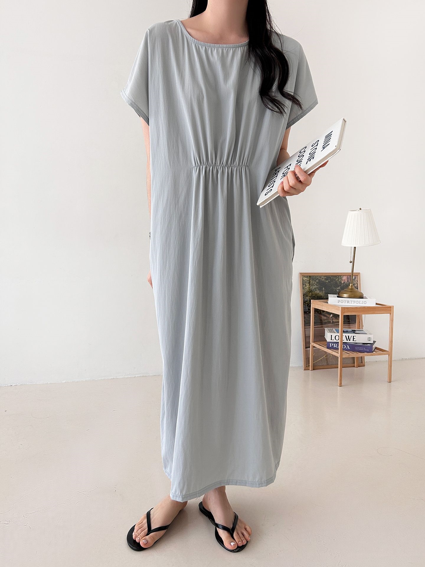 ラウンドネックシャーリングフレンチスリーブオーバーサイズマキシルーズ半袖Hライン(ロング丈)無地ワンピース | 詳細画像11