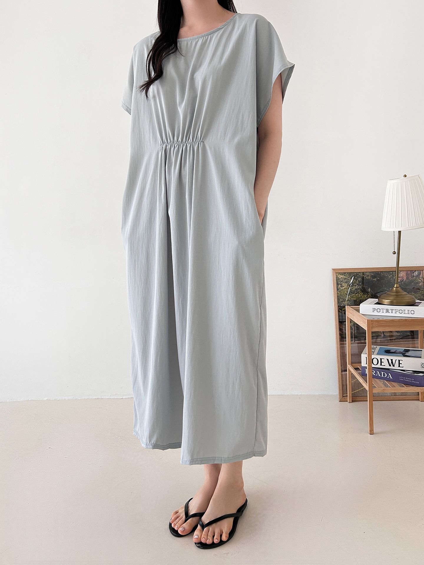 ラウンドネックシャーリングフレンチスリーブオーバーサイズマキシルーズ半袖Hライン(ロング丈)無地ワンピース | 詳細画像10