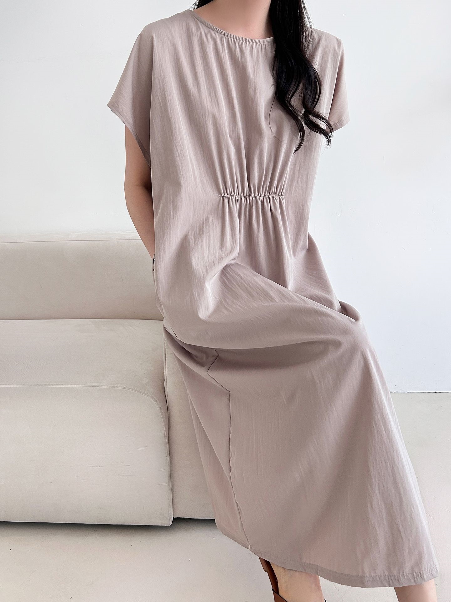 ラウンドネックシャーリングフレンチスリーブオーバーサイズマキシルーズ半袖Hライン(ロング丈)無地ワンピース | 詳細画像34