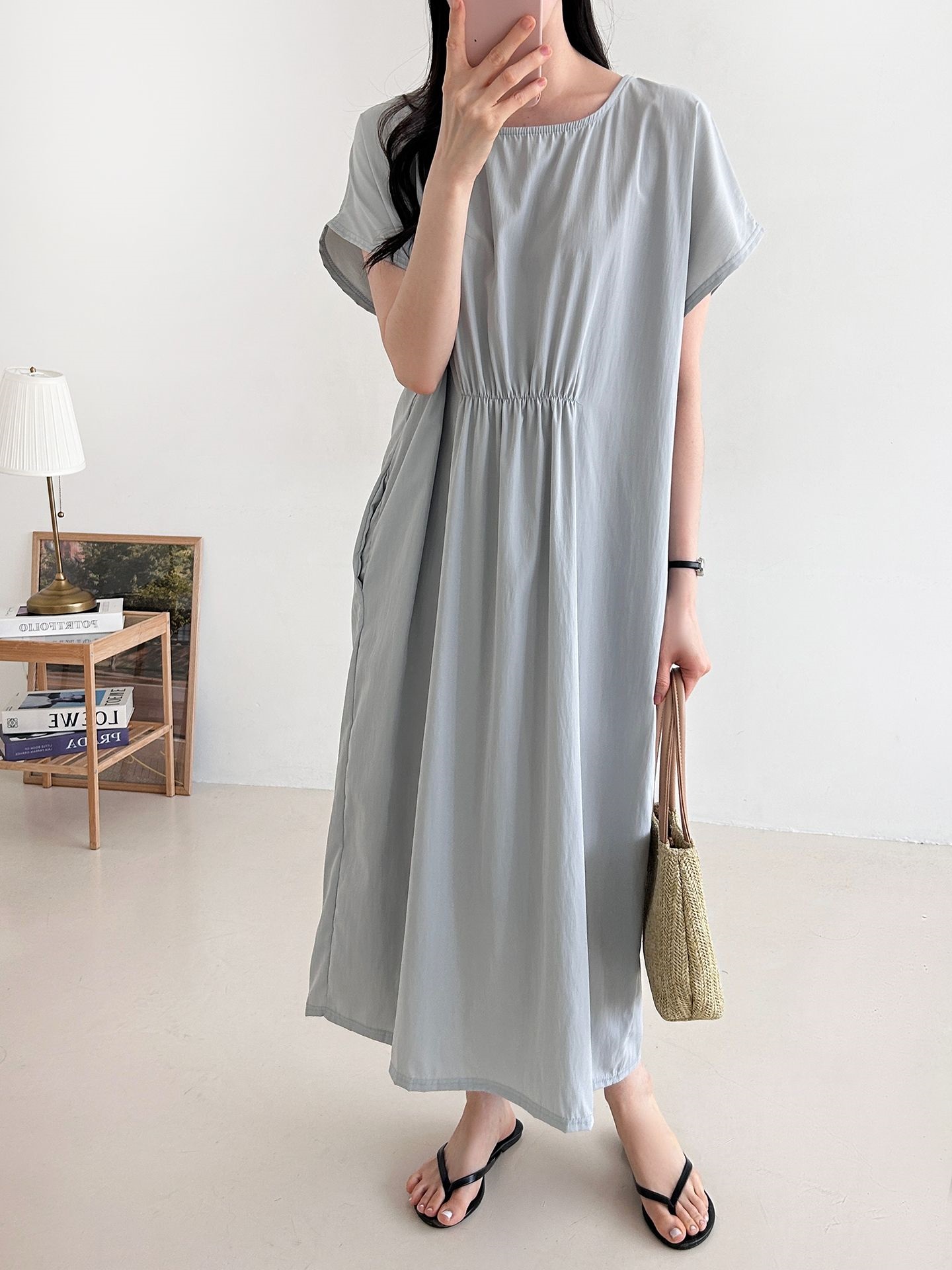 ラウンドネックシャーリングフレンチスリーブオーバーサイズマキシルーズ半袖Hライン(ロング丈)無地ワンピース | 詳細画像7