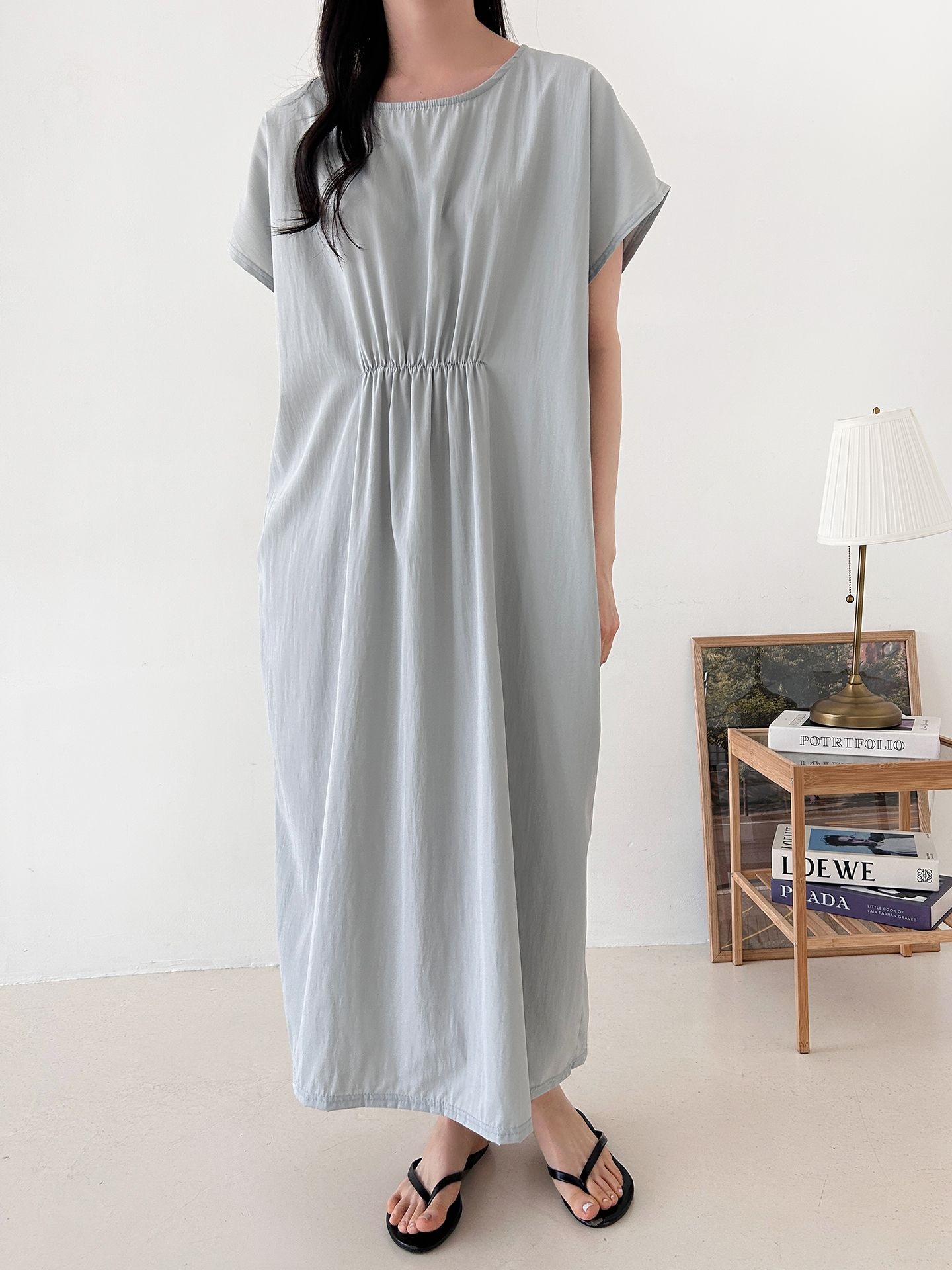 ラウンドネックシャーリングフレンチスリーブオーバーサイズマキシルーズ半袖Hライン(ロング丈)無地ワンピース | 詳細画像9