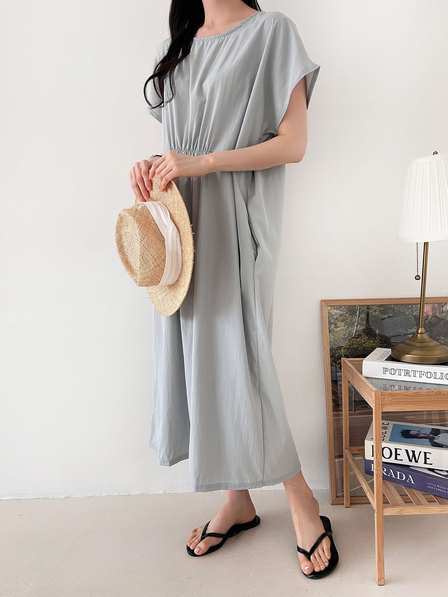 ラウンドネックシャーリングフレンチスリーブオーバーサイズマキシルーズ半袖Hライン(ロング丈)無地ワンピース | 詳細画像3