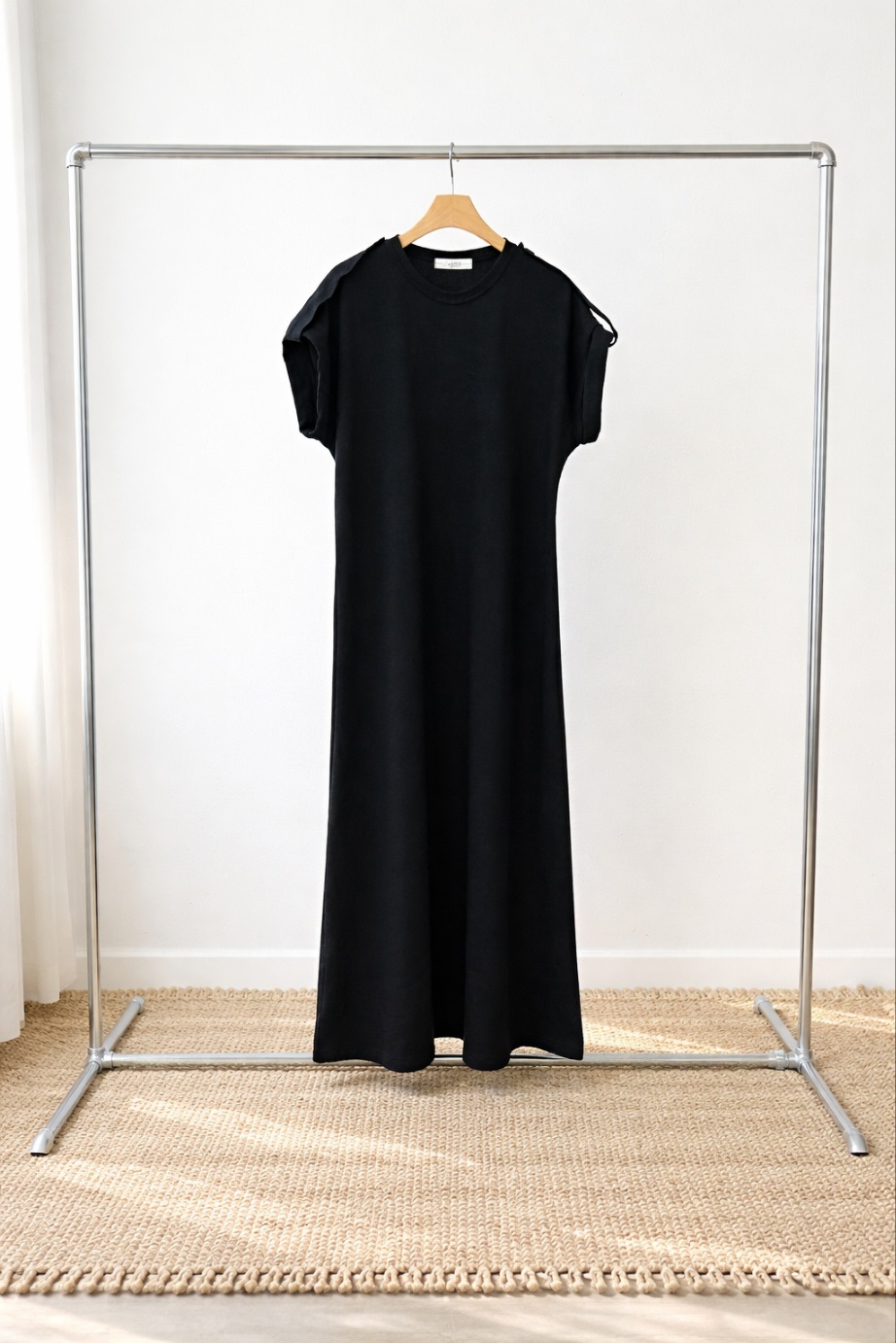 ラウンドネックマキシロングルーズ半袖フレアボタンスリーブ無地ワンピース | 詳細画像17