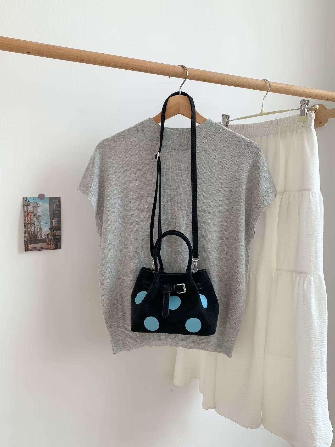 レザー調ツイストミニドットショルダーバッグ | 詳細画像4