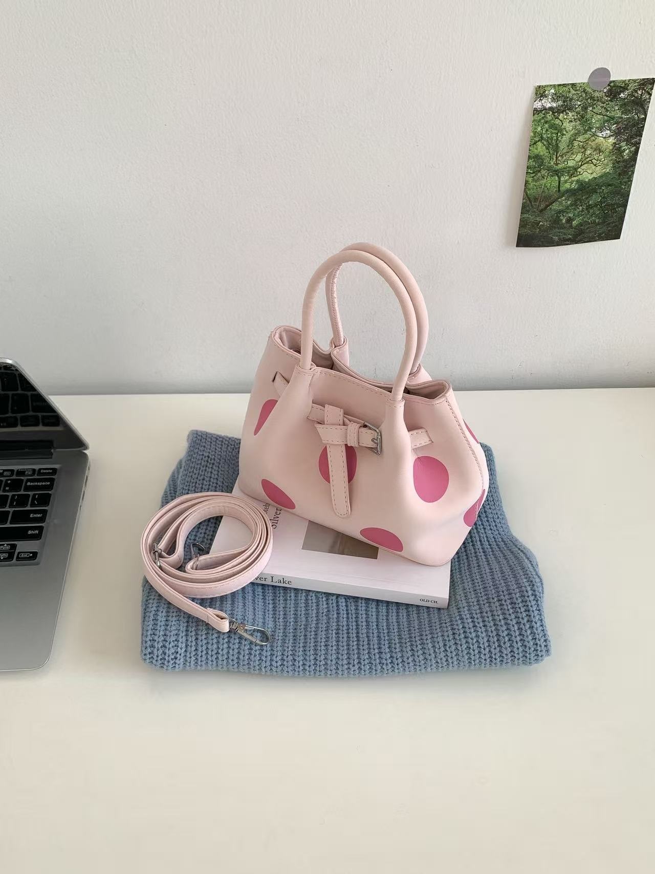 レザー調ツイストミニドットショルダーバッグ | 詳細画像10