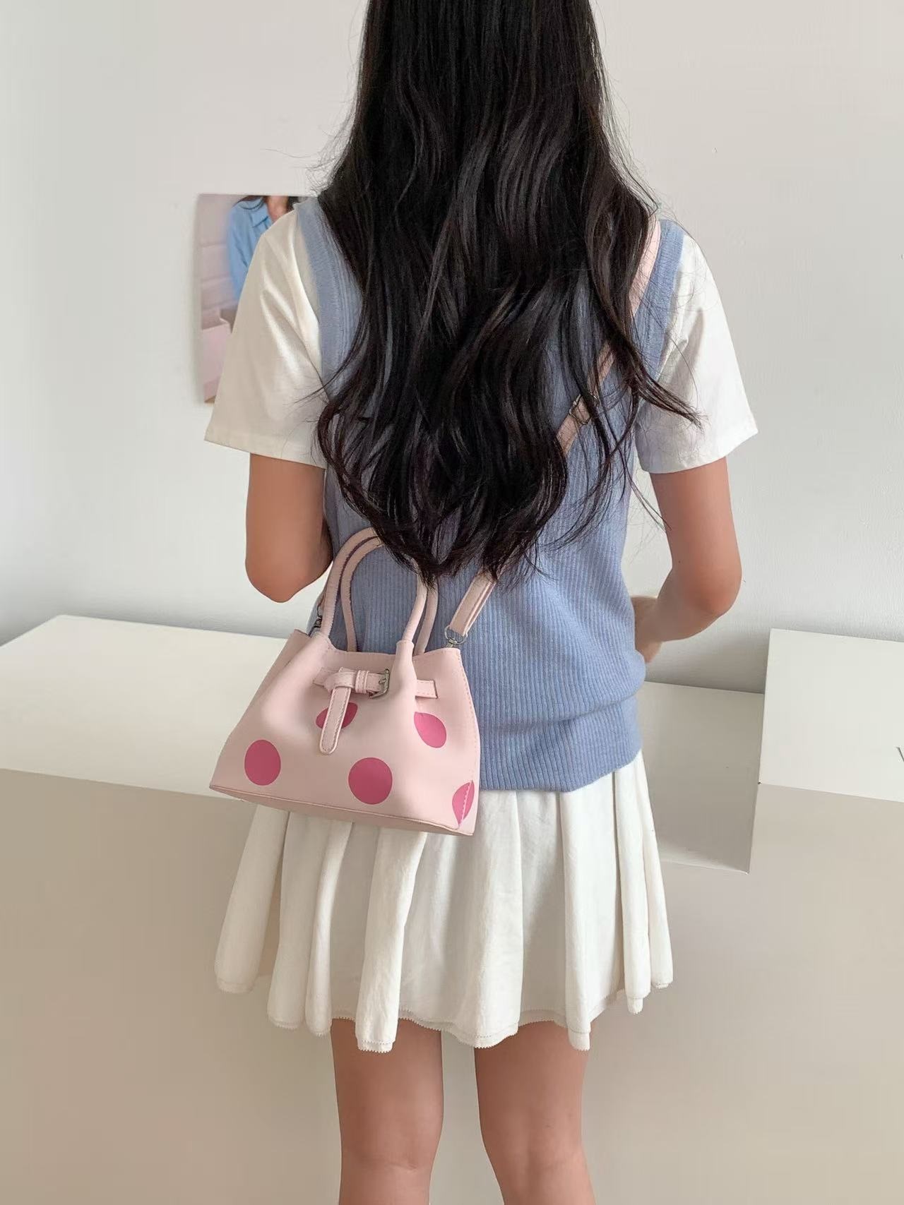 レザー調ツイストミニドットショルダーバッグ | 詳細画像11