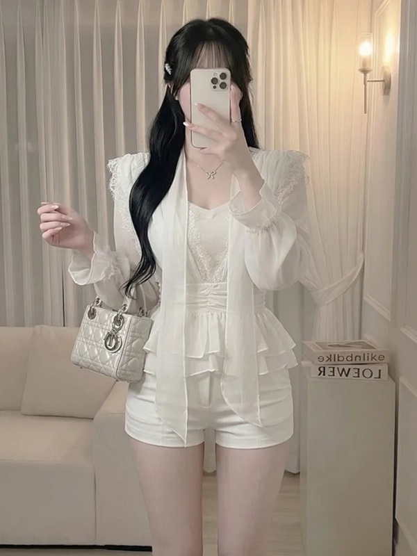 レースボウタイVネックフリルバックゴム長袖フェイクボタンブラウス | 詳細画像4