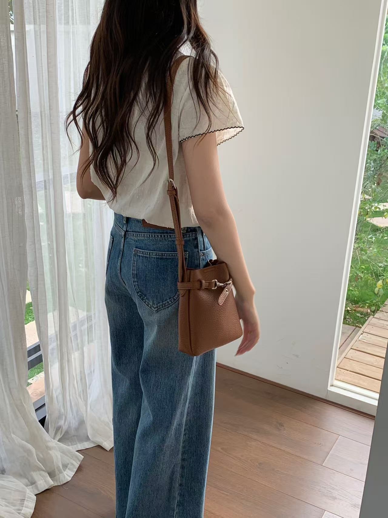 レザー調ベルトアイレットマグネットボタン無地ショルダーバッグ | 詳細画像6