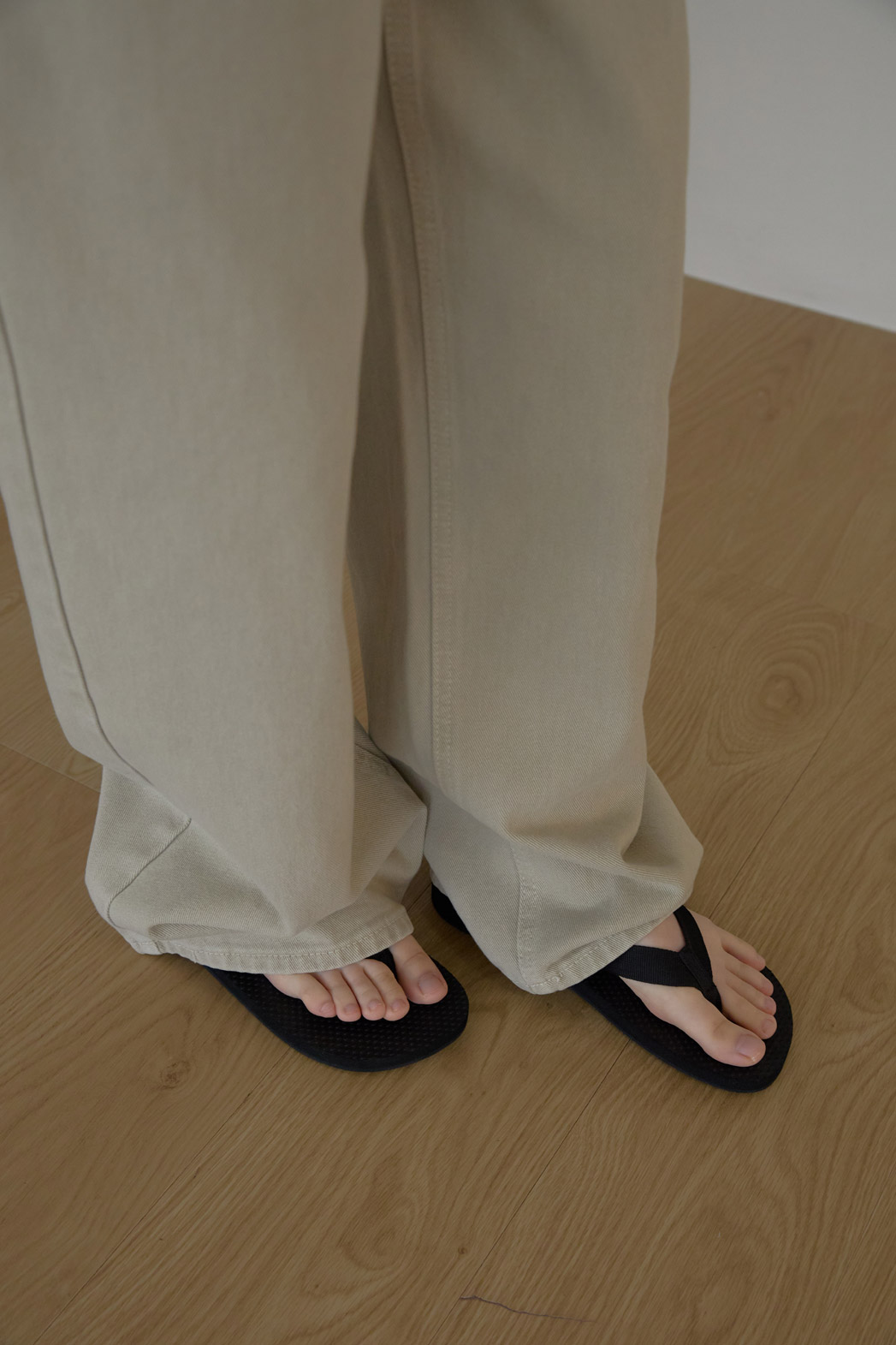 レザー調ストラップ無地トングサンダル春夏秋 | 詳細画像2