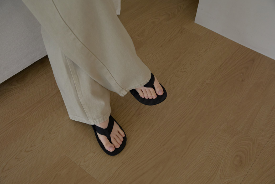 レザー調ストラップ無地トングサンダル春夏秋 | 詳細画像4