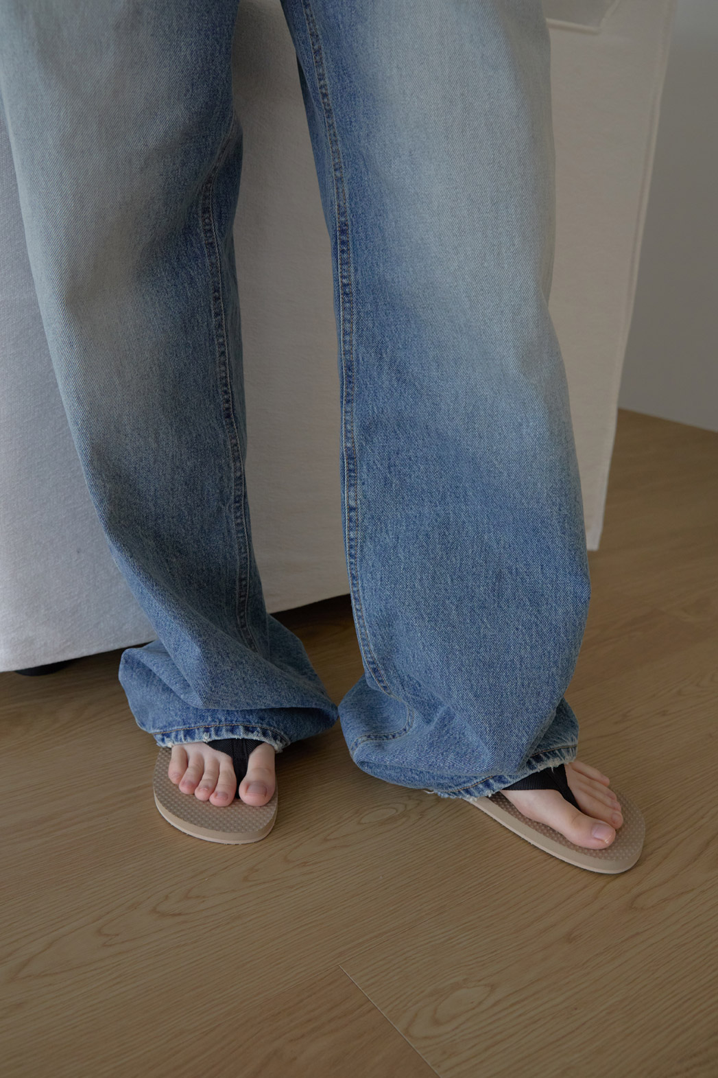 レザー調ストラップ無地トングサンダル春夏秋 | 詳細画像5