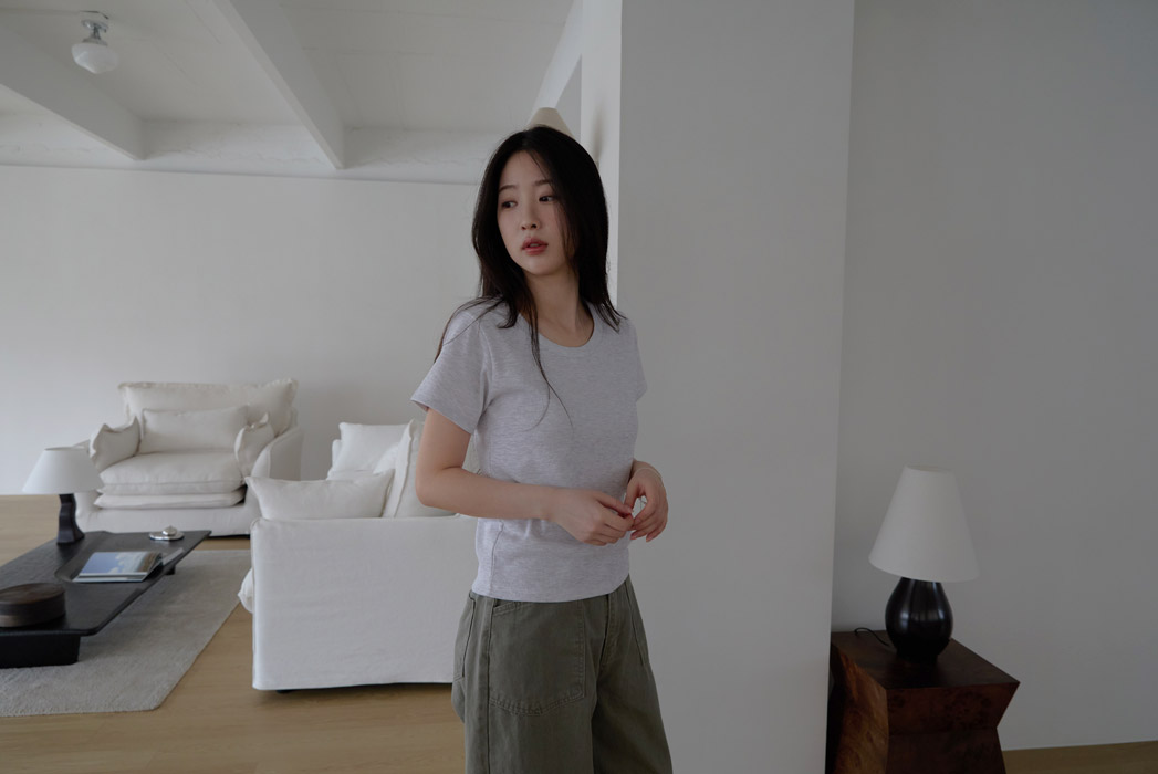 コットンUネックベーシック半袖無地Tシャツオールシーズン | 詳細画像9