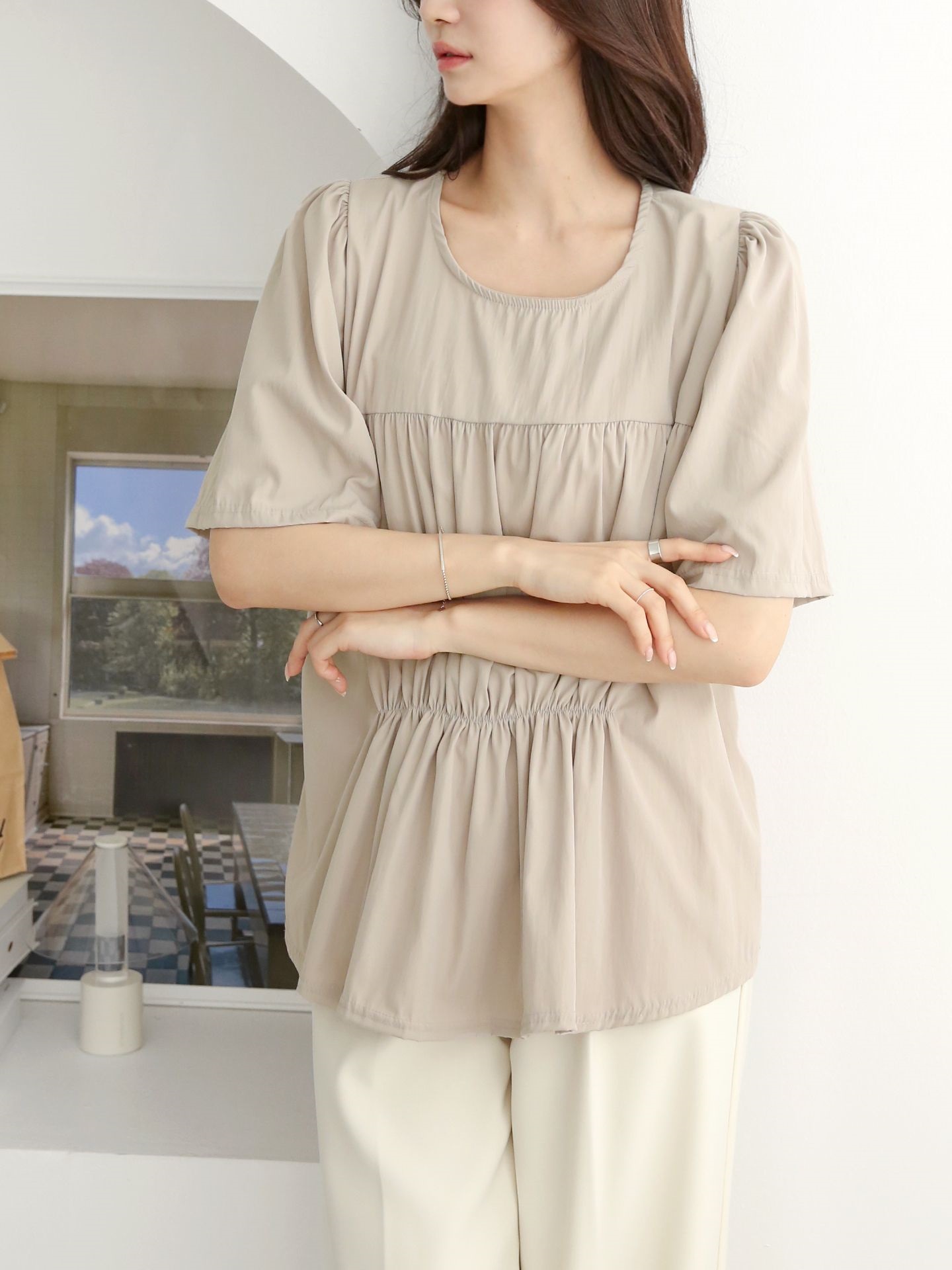 ラウンドネックシャーリングラインパフスリーブオーバーサイズルーズ半袖無地ブラウス | 詳細画像15