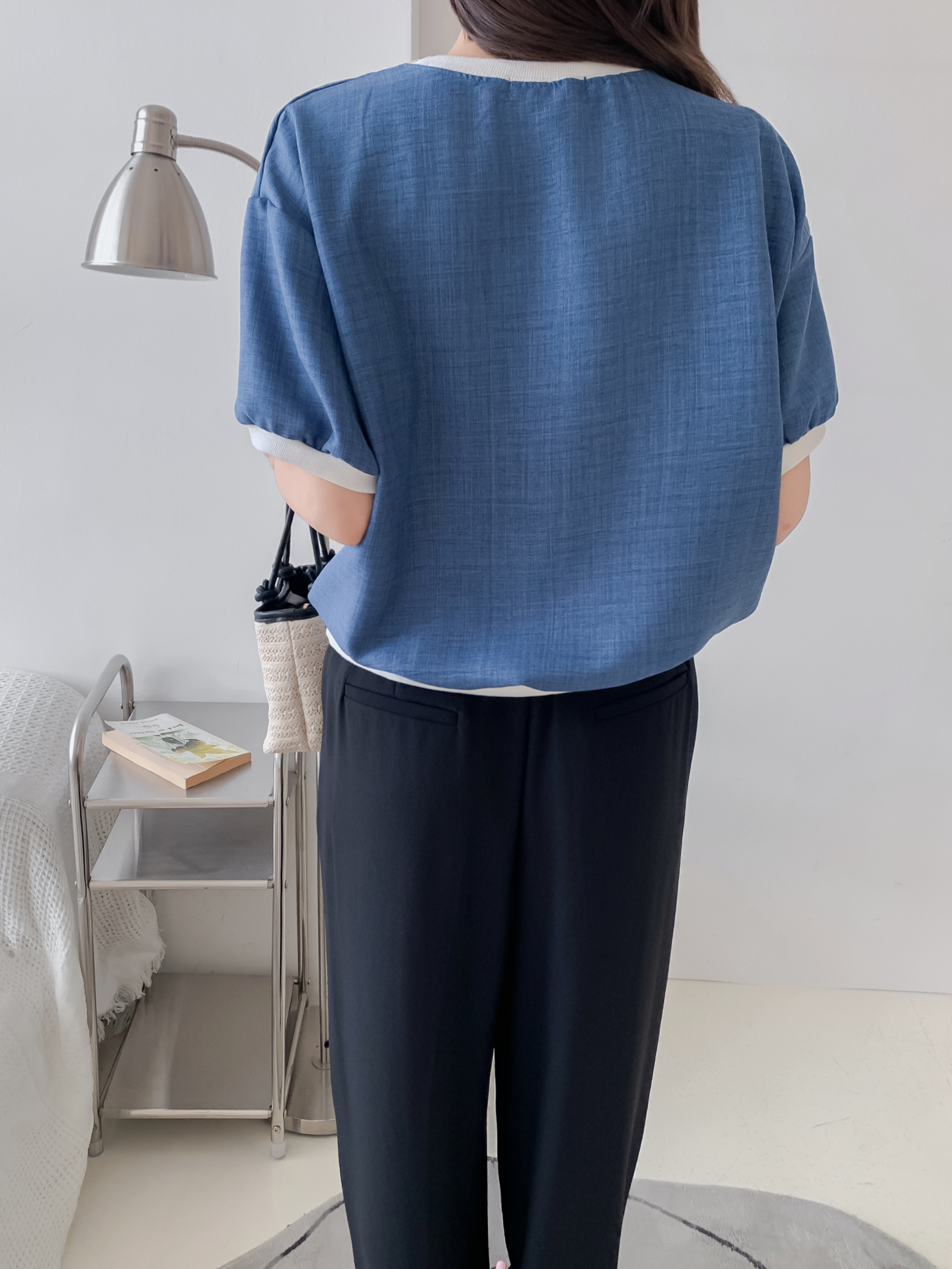 ラウンドネックパフスリーブ半袖ドロップショルダープリント配色ラインブラウス | 詳細画像5