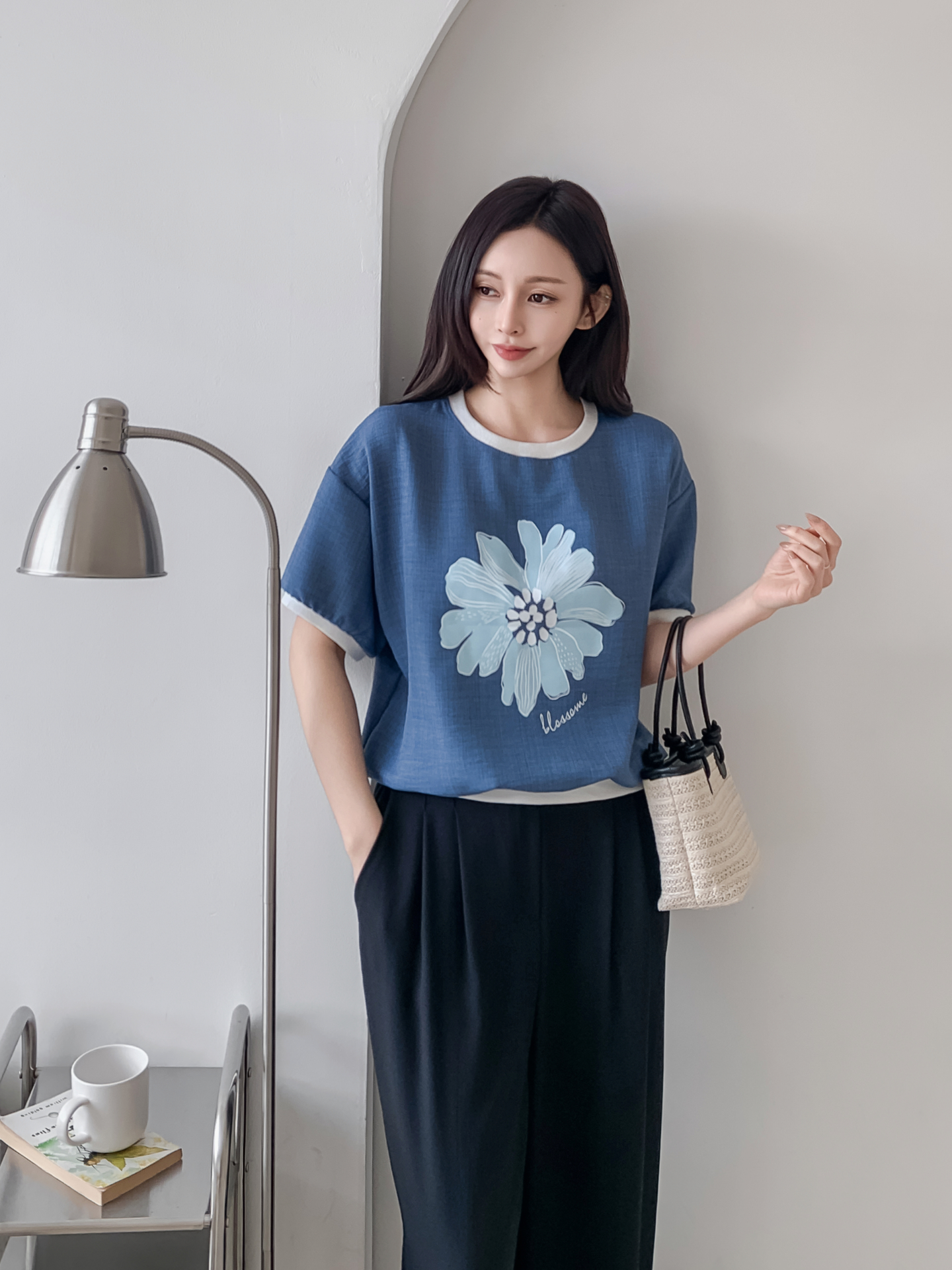 ラウンドネックパフスリーブ半袖ドロップショルダープリント配色ラインブラウス | 詳細画像8