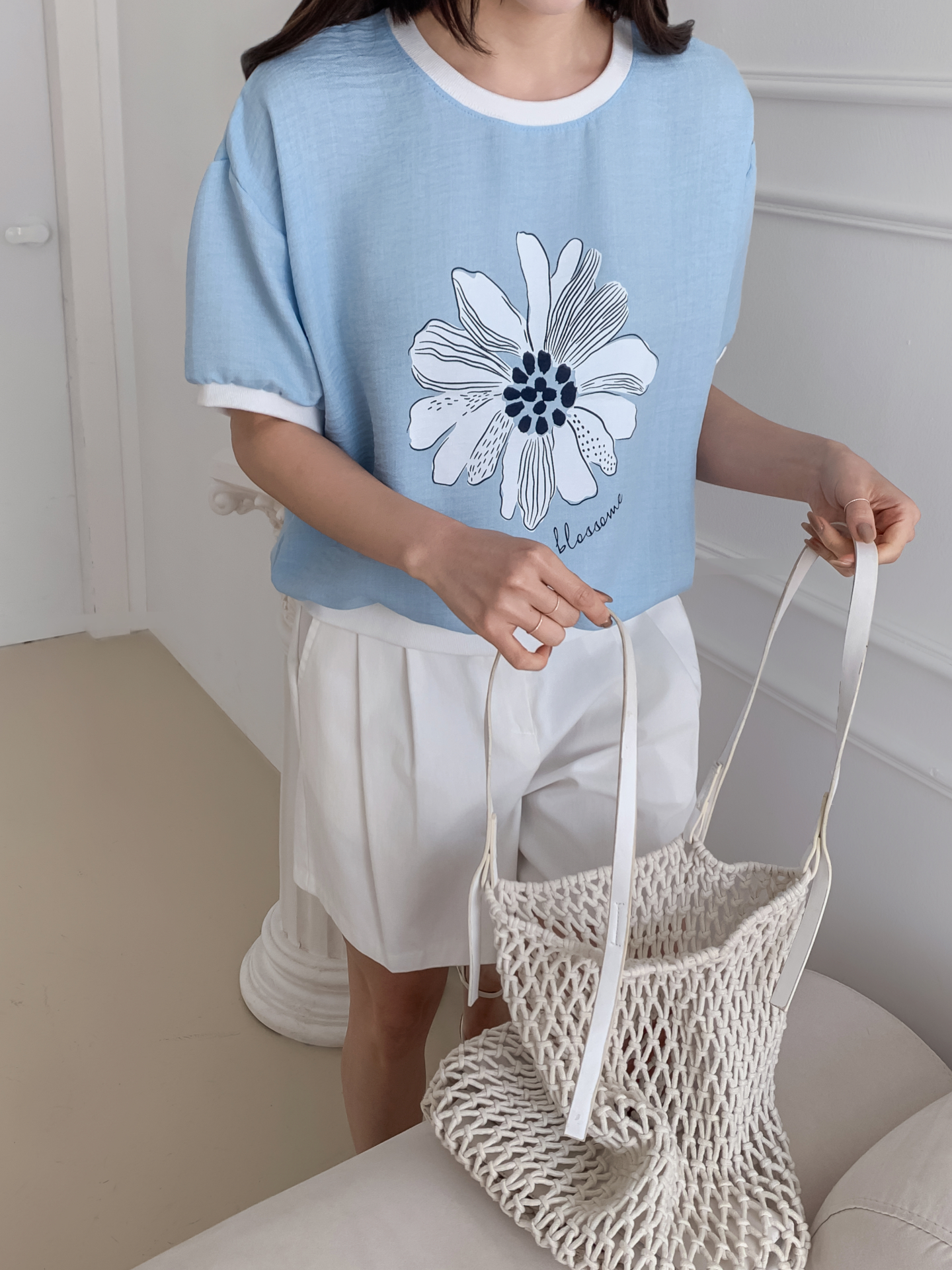 ラウンドネックパフスリーブ半袖ドロップショルダープリント配色ラインブラウス | 詳細画像25