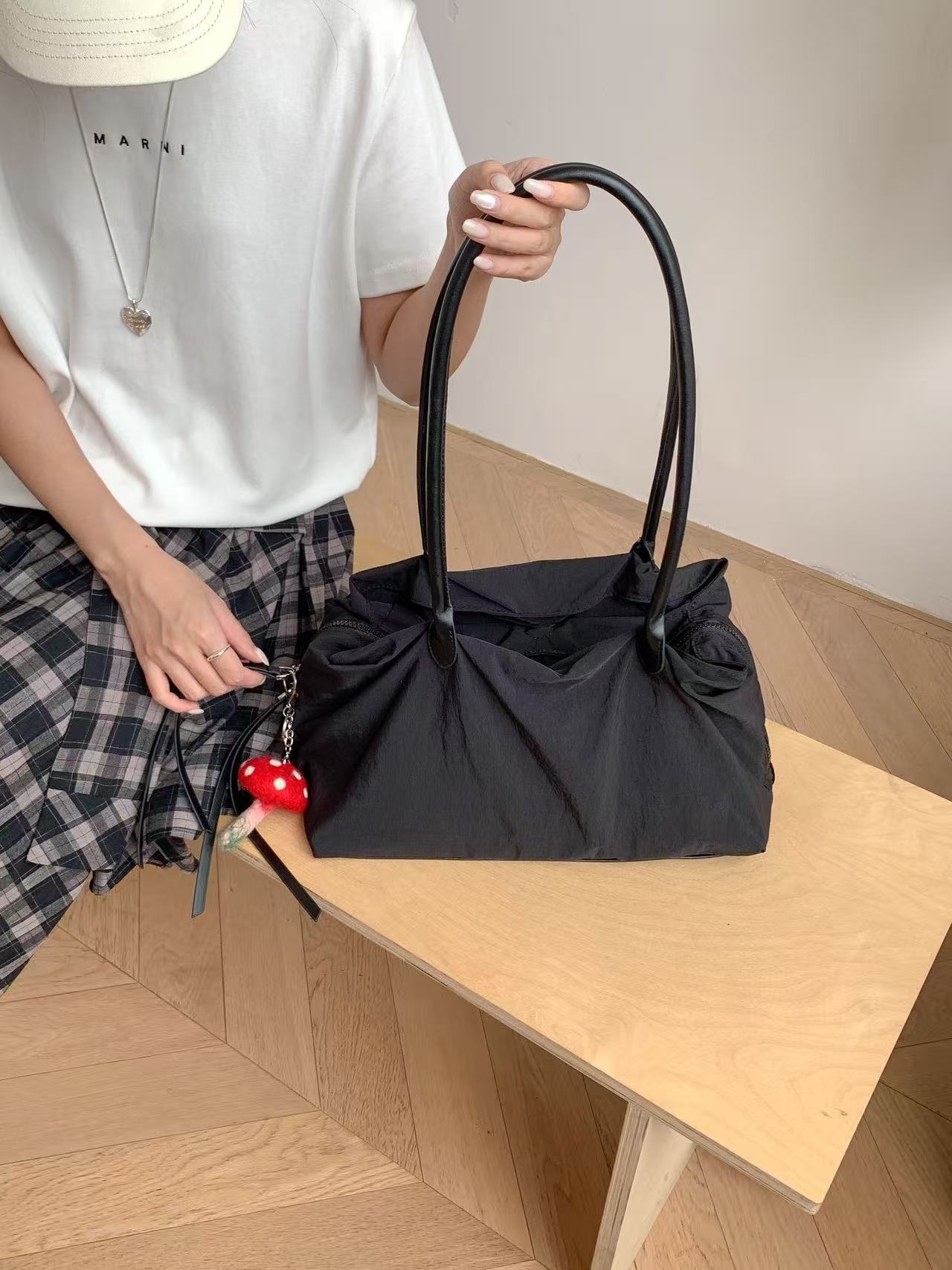 ジップアップポケットビッグ無地トートバッグ | 詳細画像10