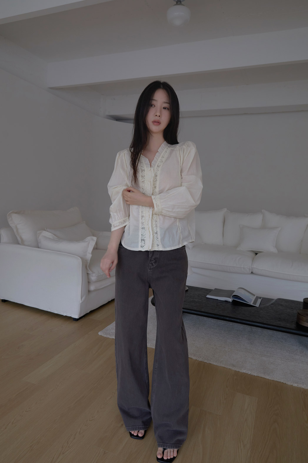 コットンフリルギャザーレースアップレースブラウス春夏秋 | 詳細画像2