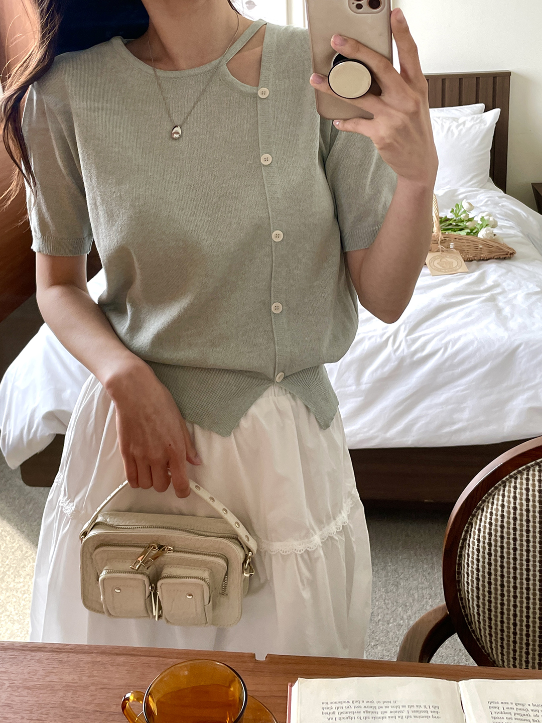 リネン混ラウンドネックスリット半袖フェイクボタンニット | 詳細画像6