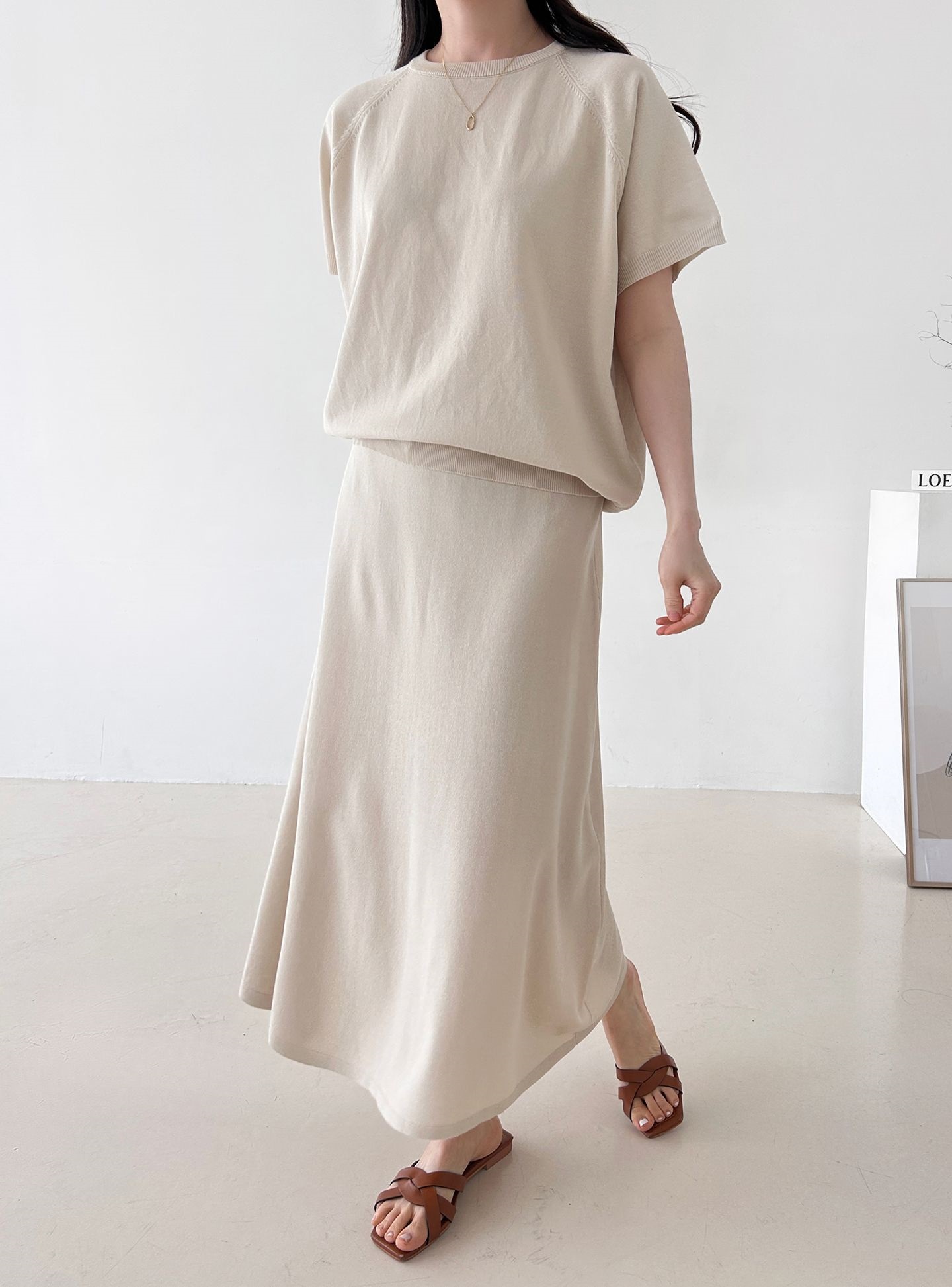 ラウンドネックシンプルベーシックウエストゴムラグランロング半袖無地セットアップスカートニット | 詳細画像8