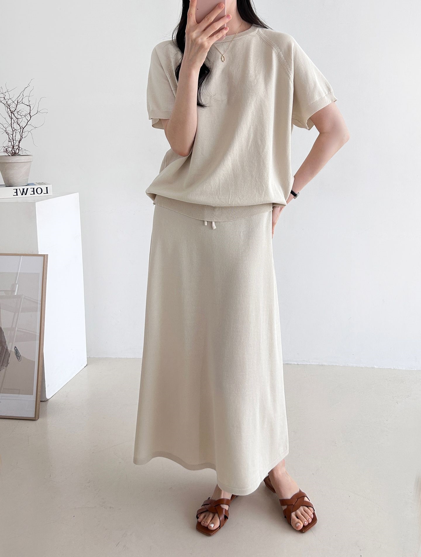 ラウンドネックシンプルベーシックウエストゴムラグランロング半袖無地セットアップスカートニット | 詳細画像11