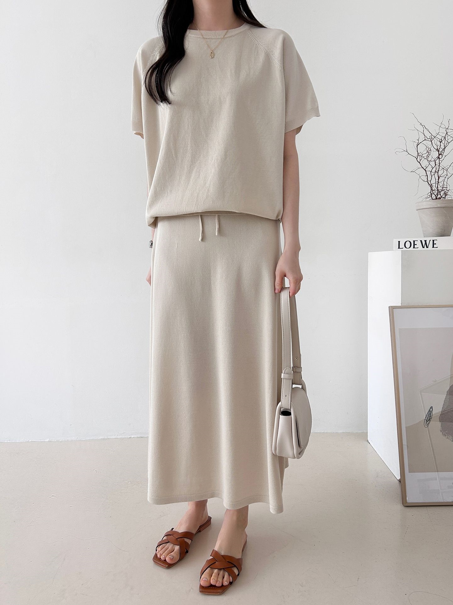 ラウンドネックシンプルベーシックウエストゴムラグランロング半袖無地セットアップスカートニット | 詳細画像10