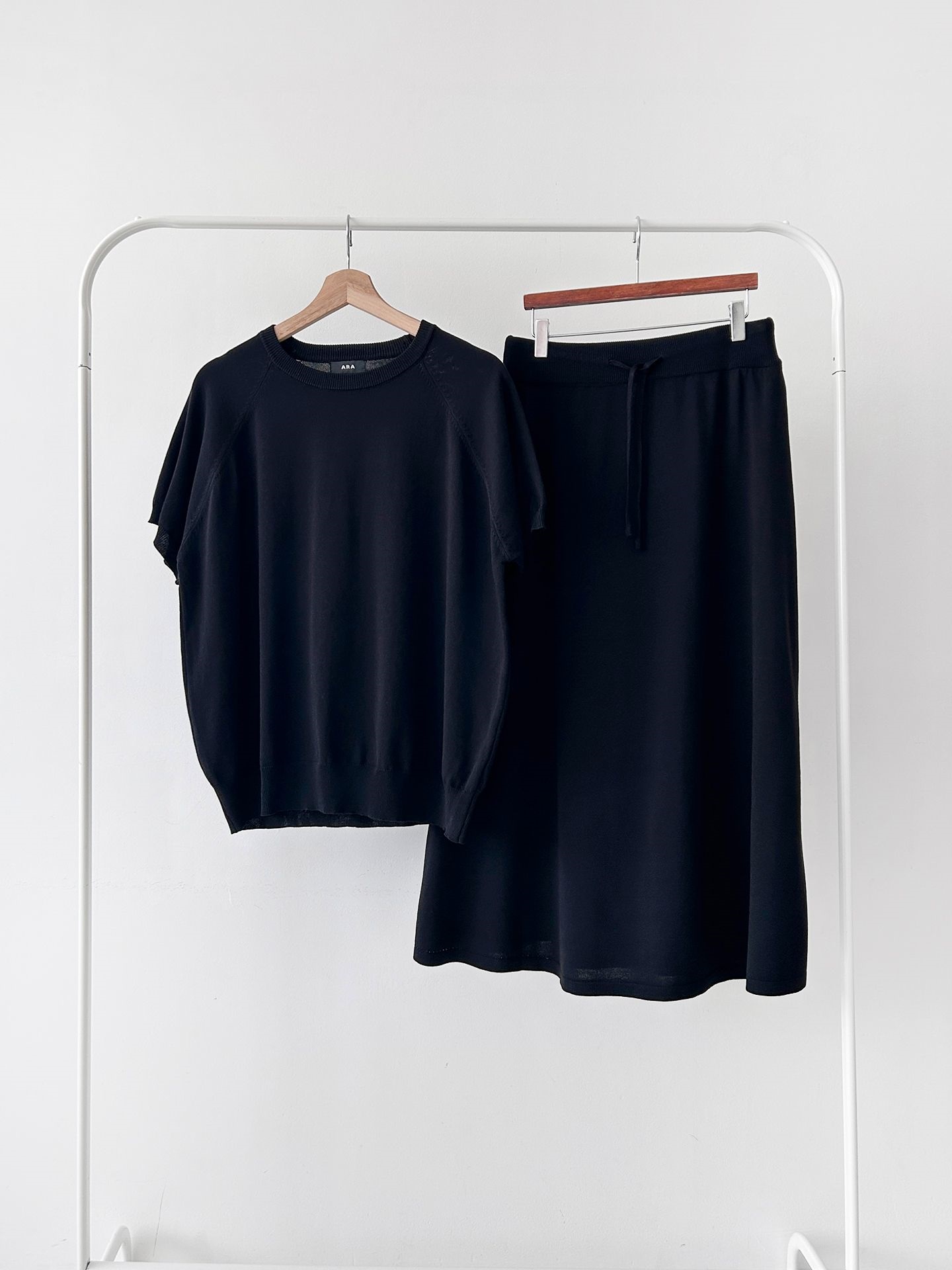 ラウンドネックシンプルベーシックウエストゴムラグランロング半袖無地セットアップスカートニット | 詳細画像28