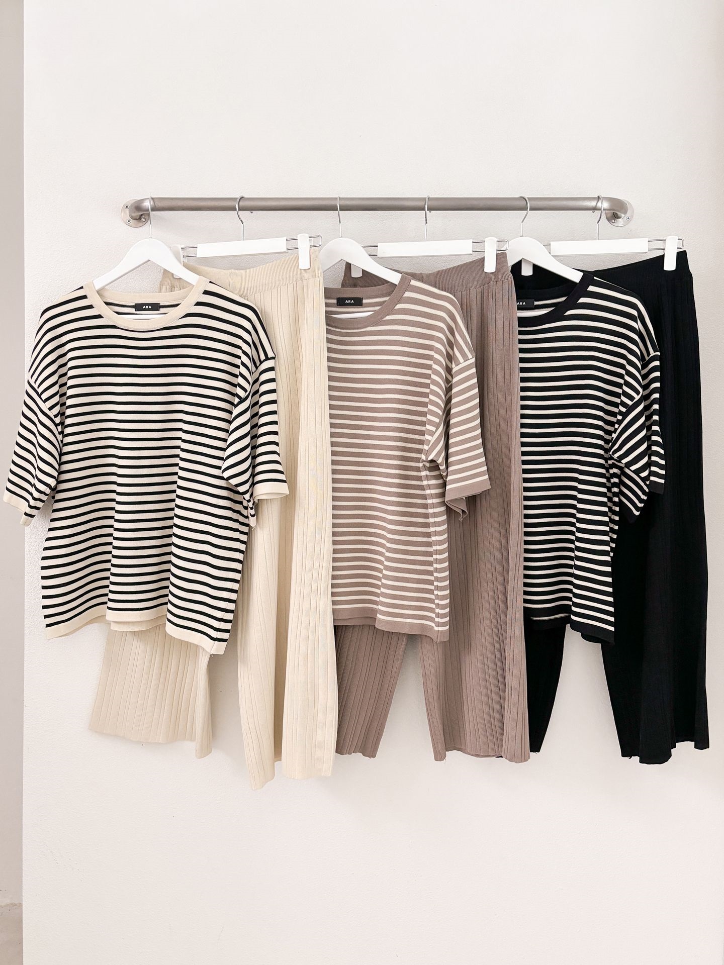 ラウンドネックウエストゴム半袖ボーダーセットアップパンツニット | 詳細画像2