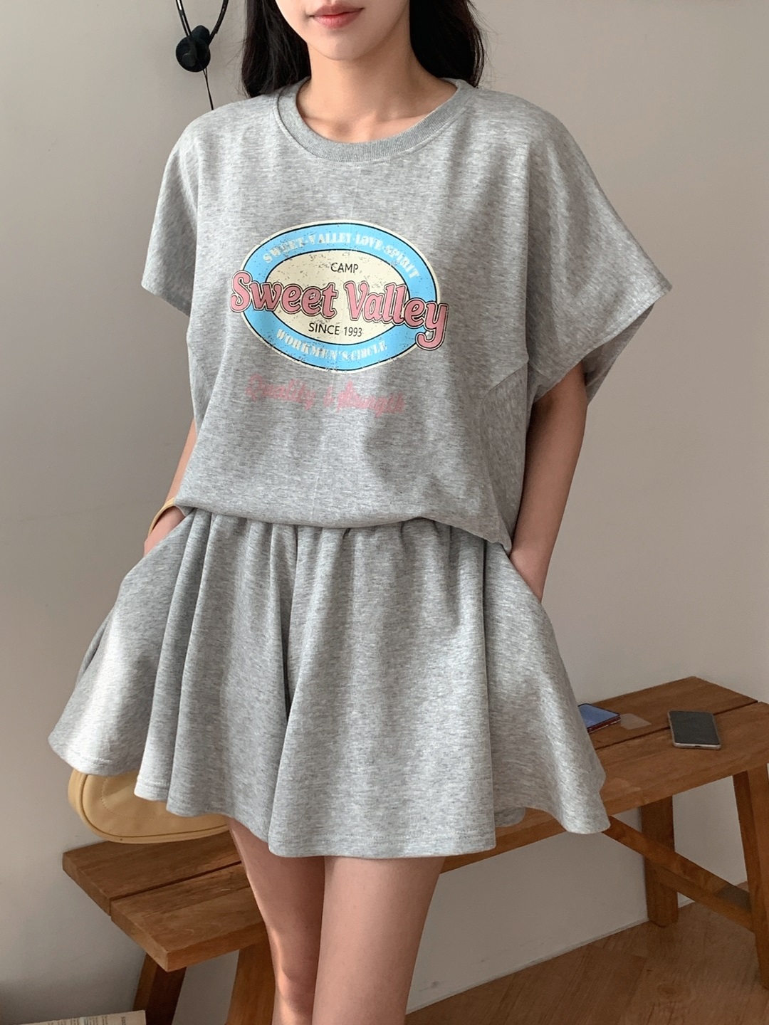 ラウンドネックスリットポケットウエストゴムドルマンオーバーサイズ半袖プリントセットアップTシャツショートパンツ | 詳細画像2