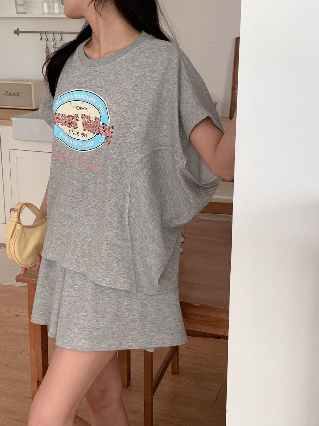 ラウンドネックスリットポケットウエストゴムドルマンオーバーサイズ半袖プリントセットアップTシャツショートパンツ | 詳細画像10