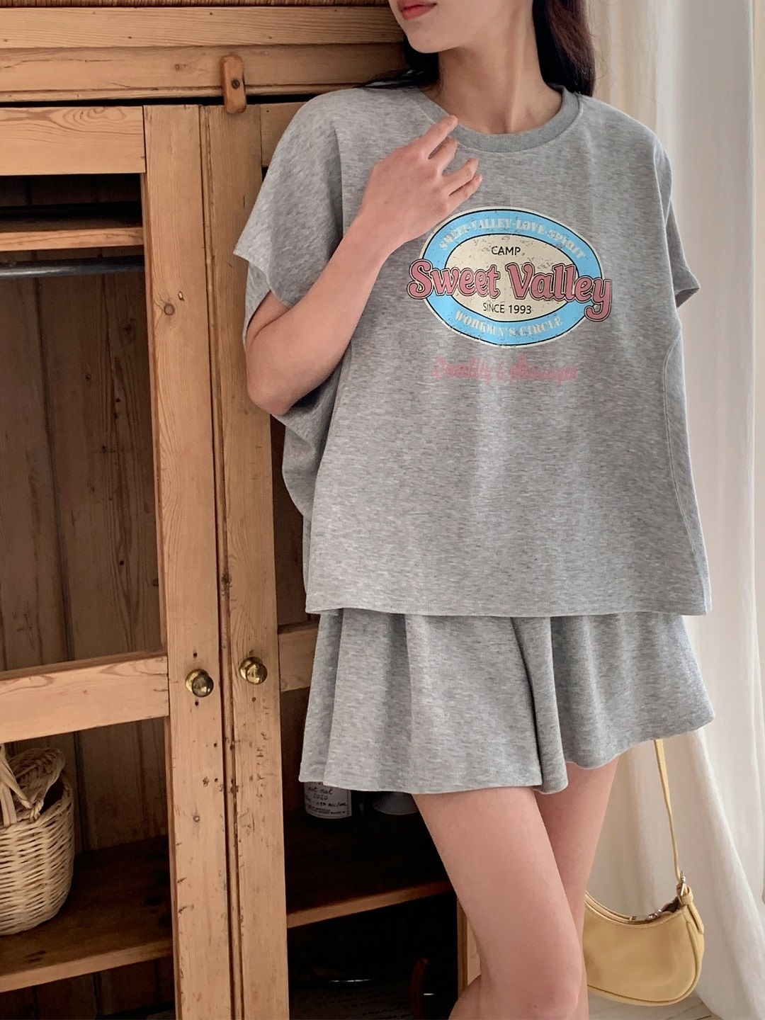 ラウンドネックスリットポケットウエストゴムドルマンオーバーサイズ半袖プリントセットアップTシャツショートパンツ | 詳細画像14