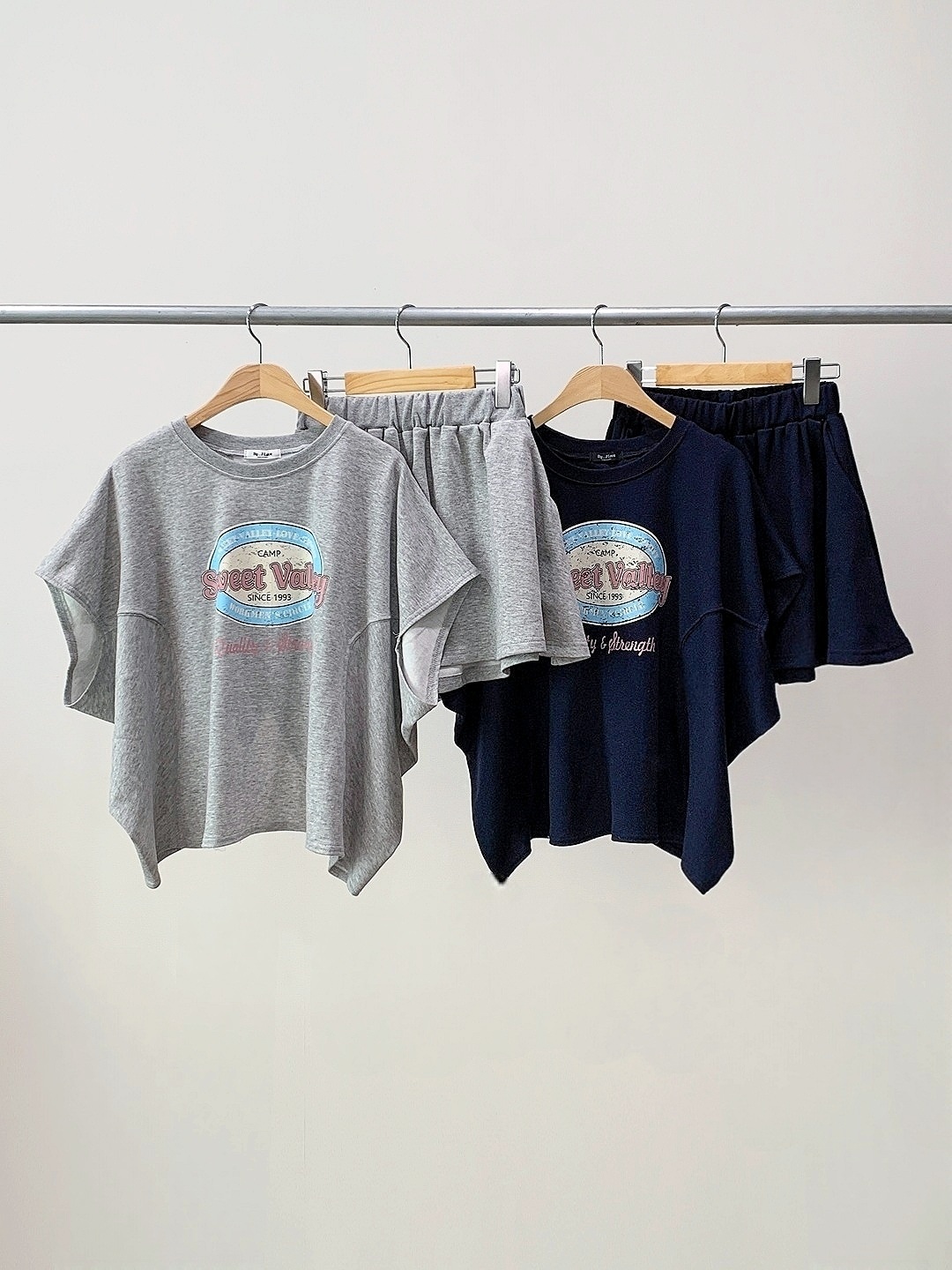 ラウンドネックスリットポケットウエストゴムドルマンオーバーサイズ半袖プリントセットアップTシャツショートパンツ | 詳細画像18