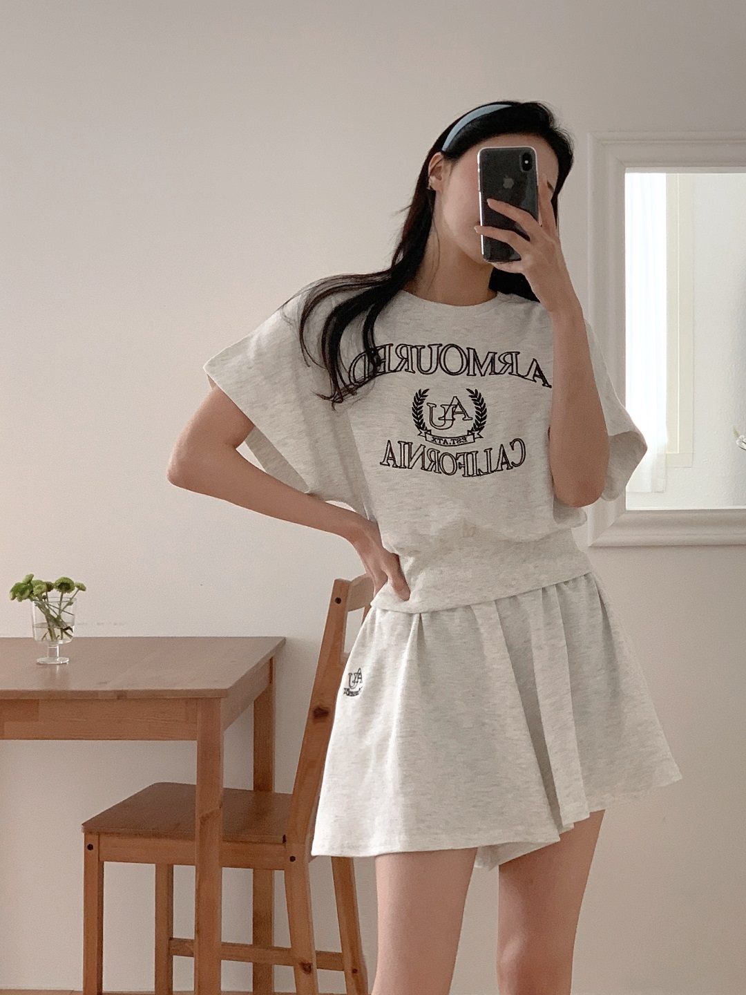 ラウンドネックポケットウエストゴムレタリング刺繍セットアップTシャツショートパンツ | 詳細画像5