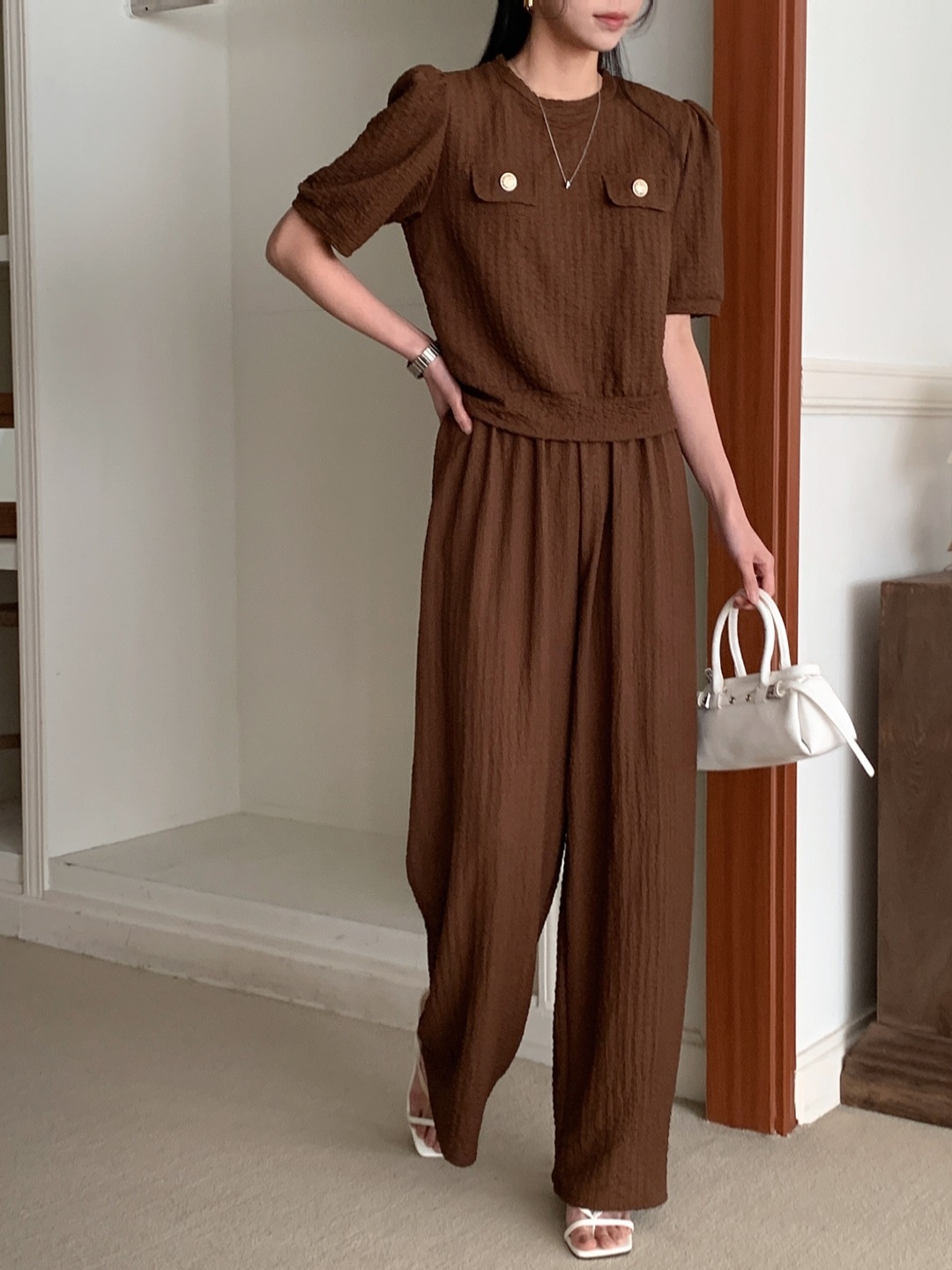 ラウンドネックウエストゴムパフスリーブ半袖ワイドフェイクポケットセットアップパンツTシャツ | 詳細画像10