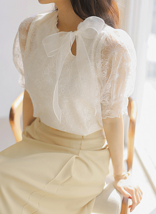 シフォンシースルーコンビ花柄レースストラップボウタイパフスリーブ