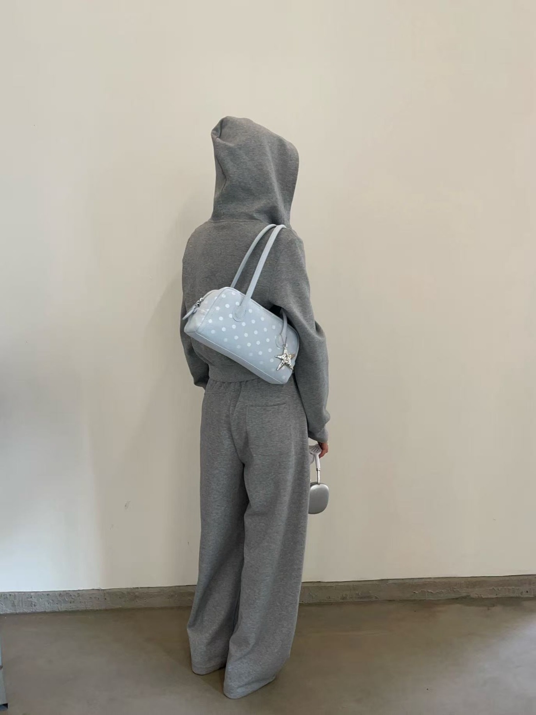 レザー調ジップアップポケットドット配色トートバッグキーリングセット | 詳細画像4