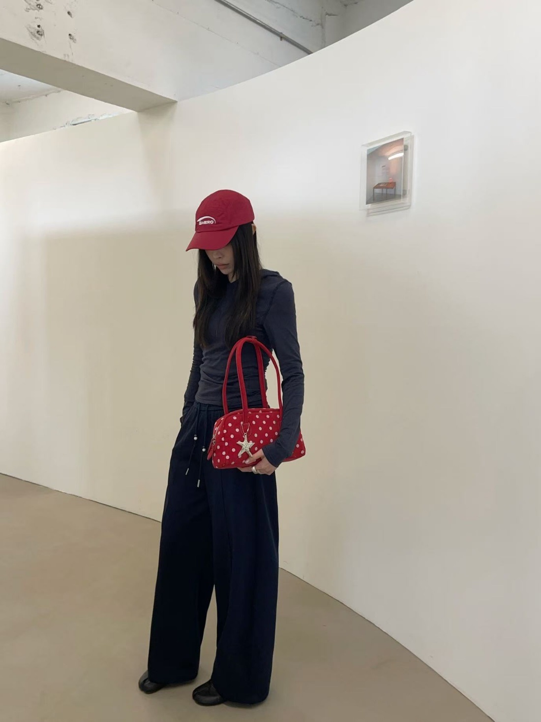 レザー調ジップアップポケットドット配色トートバッグキーリングセット | 詳細画像8