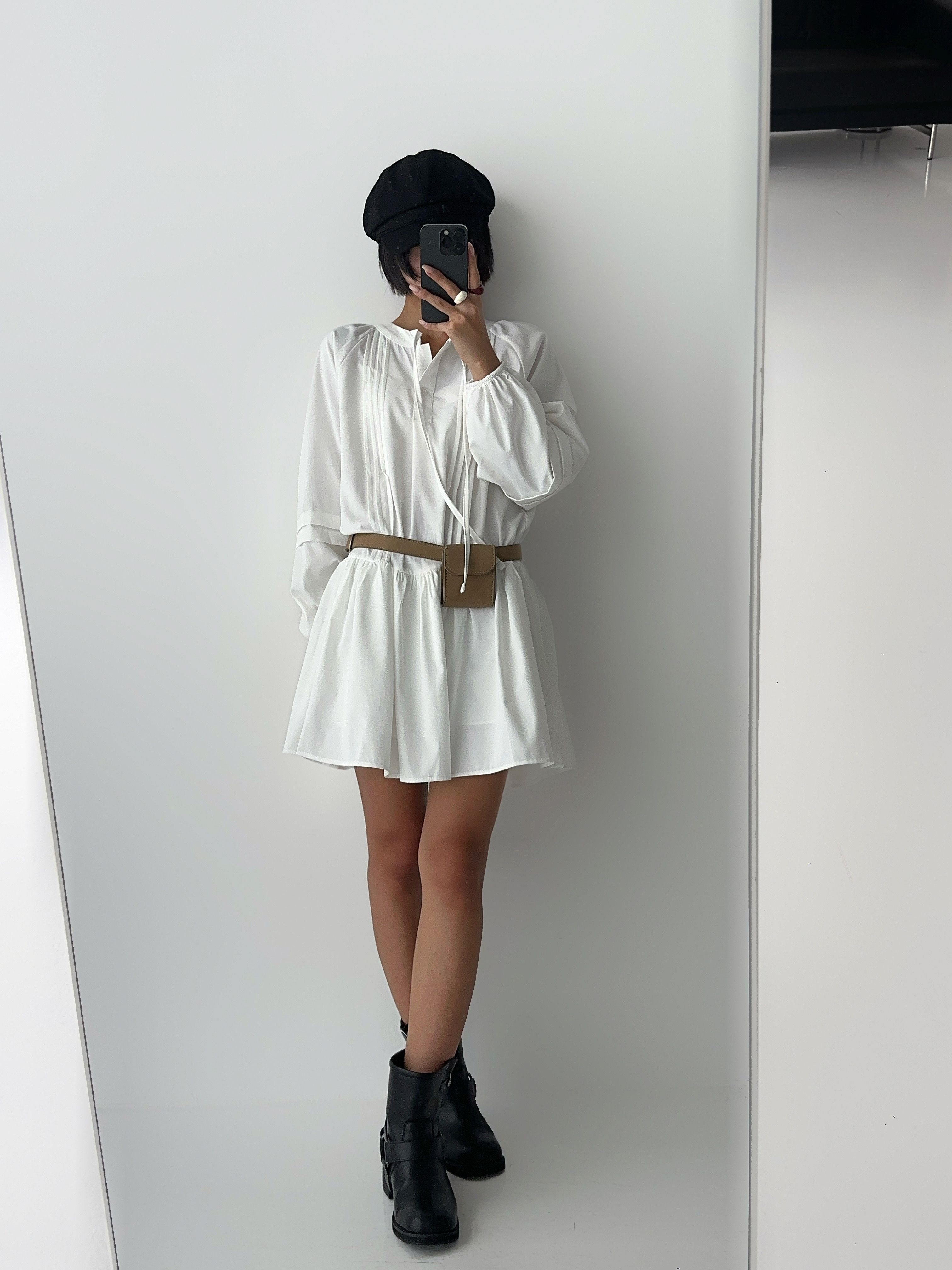 ストラップVネックピンタックラインパフスリーブオーバーサイズハーフボタンルーズ長袖ギャザーフレアAラインミニ無地ワンピース | 詳細画像4