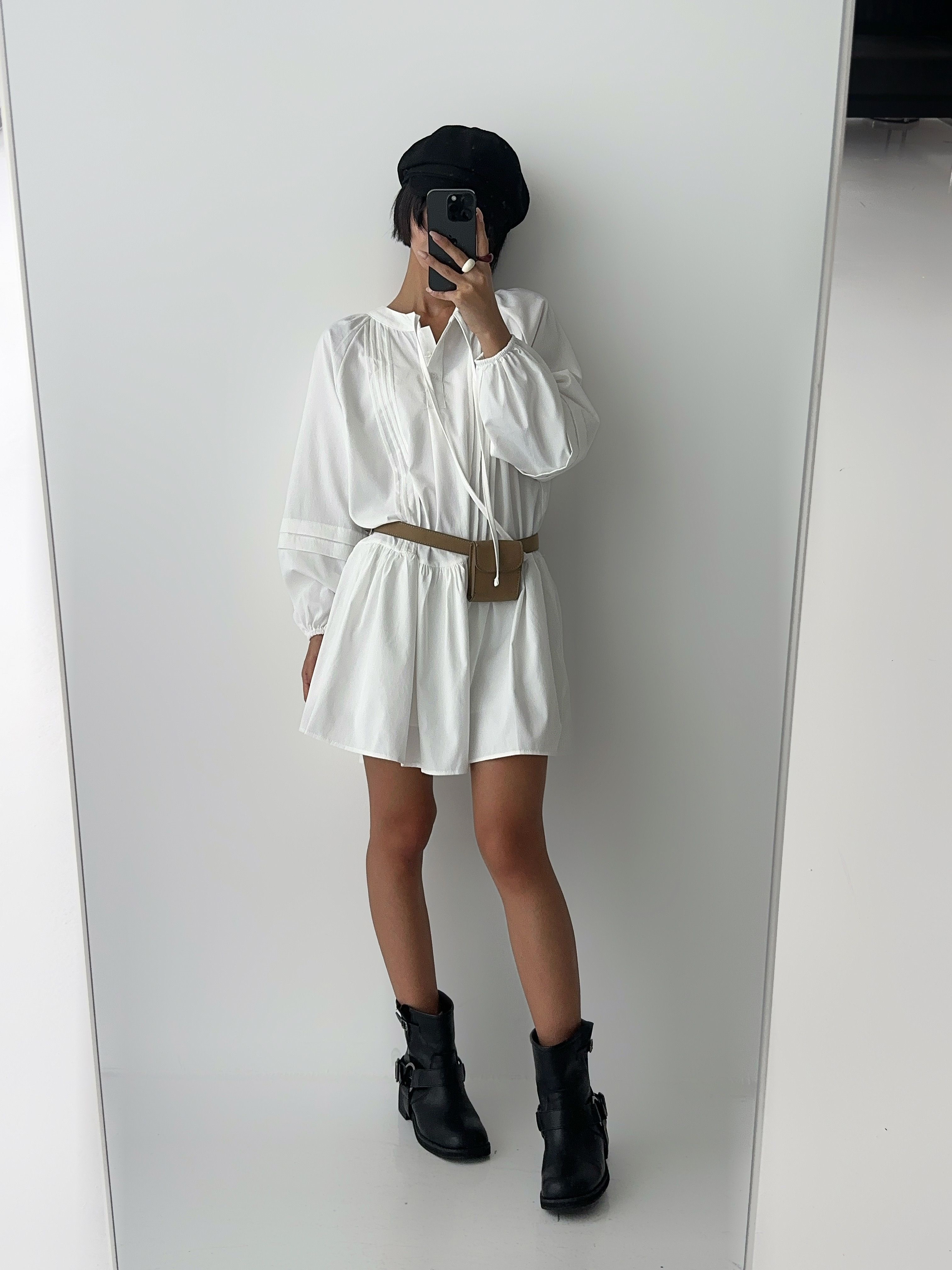 ストラップVネックピンタックラインパフスリーブオーバーサイズハーフボタンルーズ長袖ギャザーフレアAラインミニ無地ワンピース | 詳細画像9