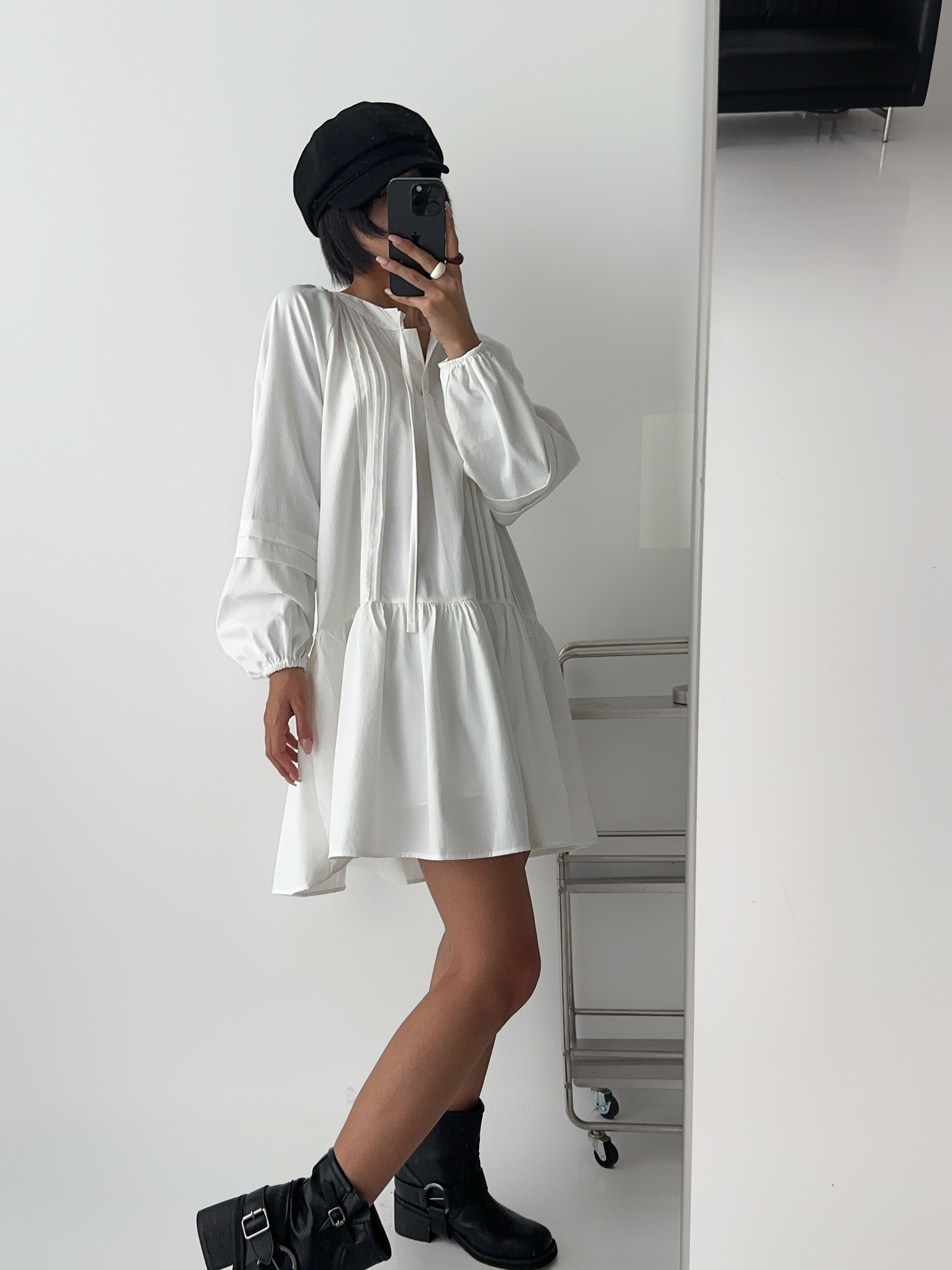 ストラップVネックピンタックラインパフスリーブオーバーサイズハーフボタンルーズ長袖ギャザーフレアAラインミニ無地ワンピース | 詳細画像12