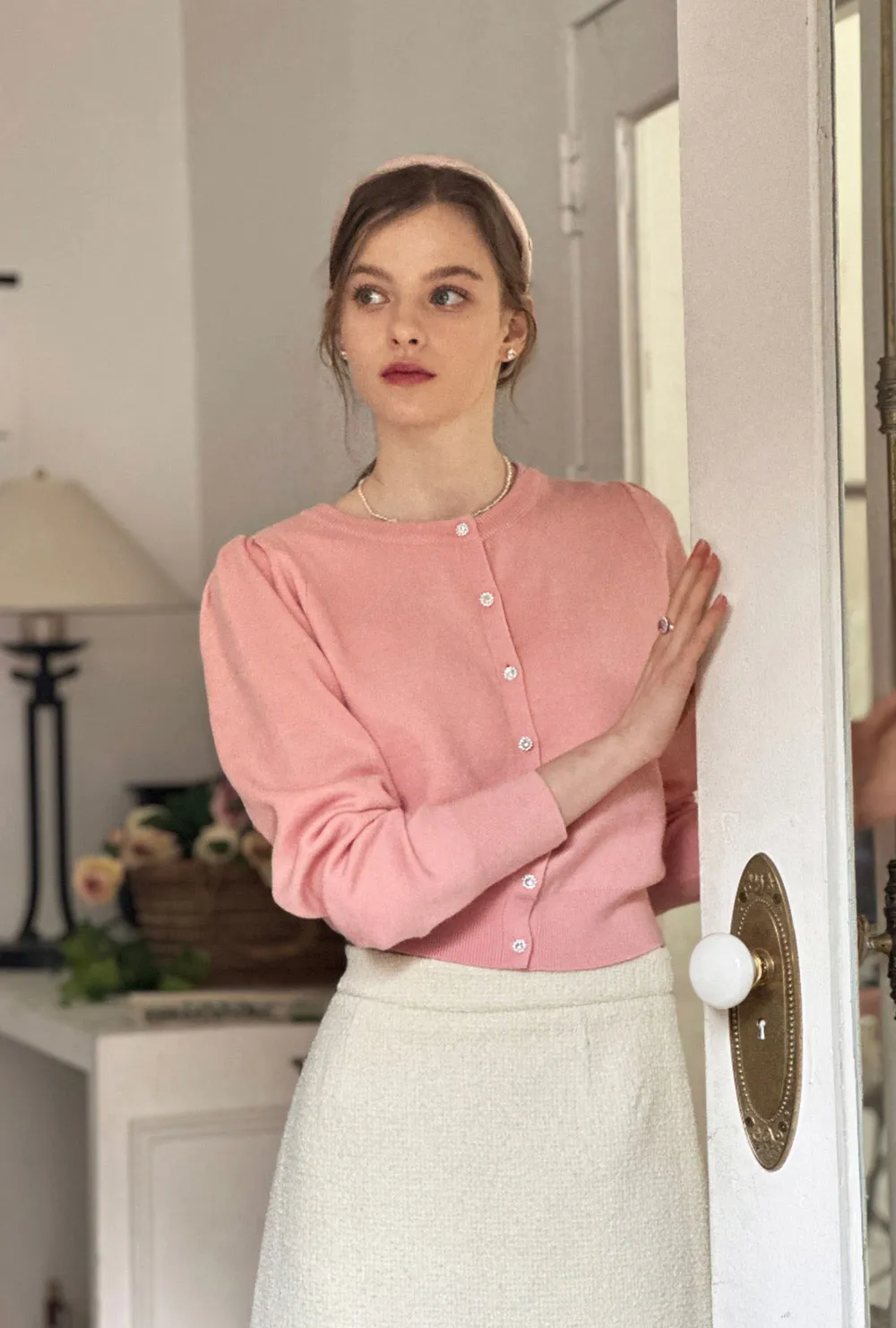 ニットラウンドネックベーシックパフスリーブ長袖ビジューボタンカーディガン | 詳細画像1