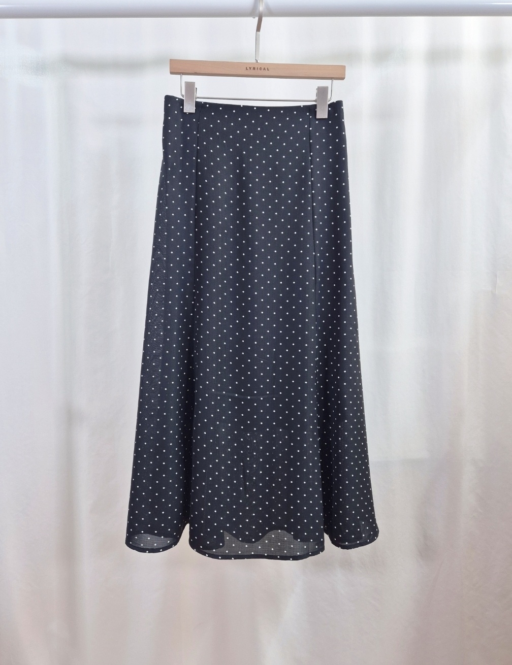 バックゴムロングフレアAラインドットスカート | 詳細画像9