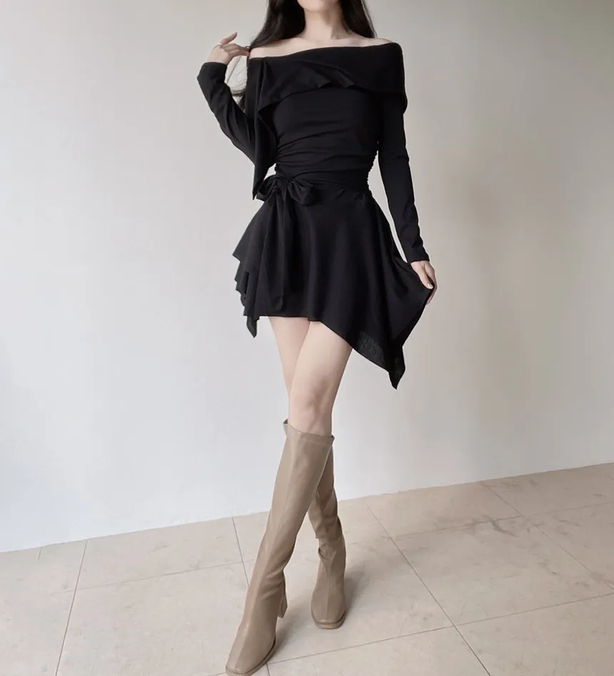 アンバランスシャーリング長袖オフショルダーストラップワンピース | mirangmirang | 詳細画像19