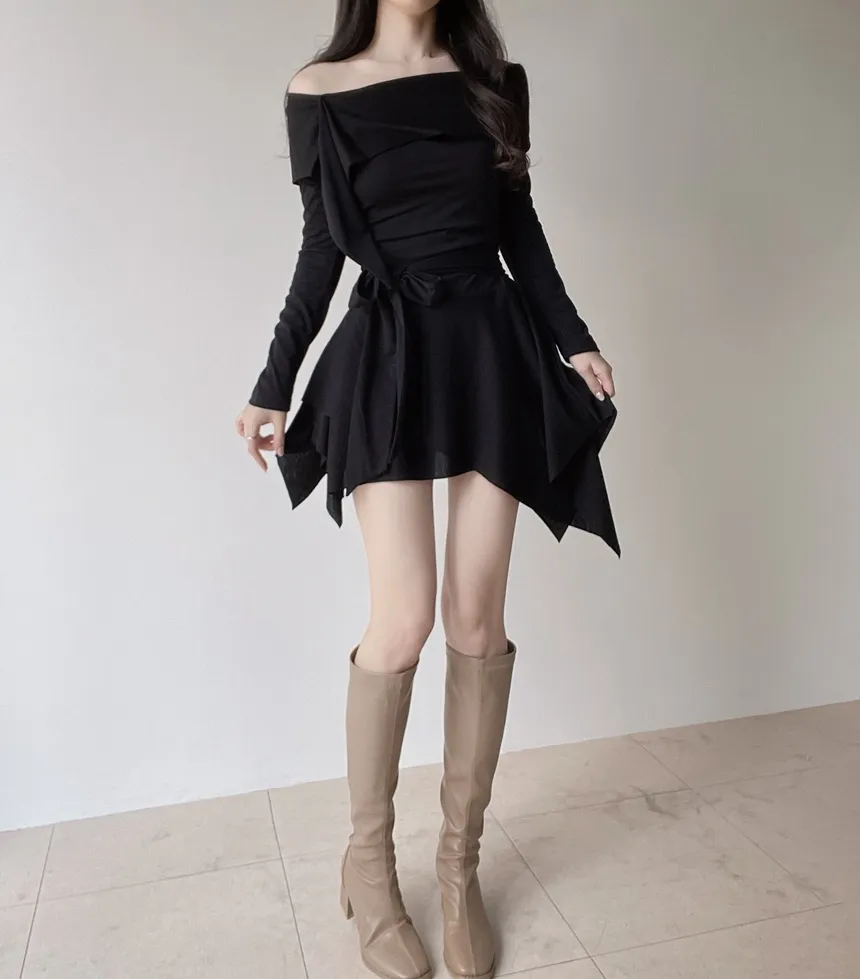 アンバランスシャーリング長袖オフショルダーストラップワンピース | mirangmirang | 詳細画像21