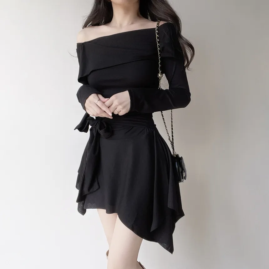 アンバランスシャーリング長袖オフショルダーストラップワンピース | mirangmirang | 詳細画像24