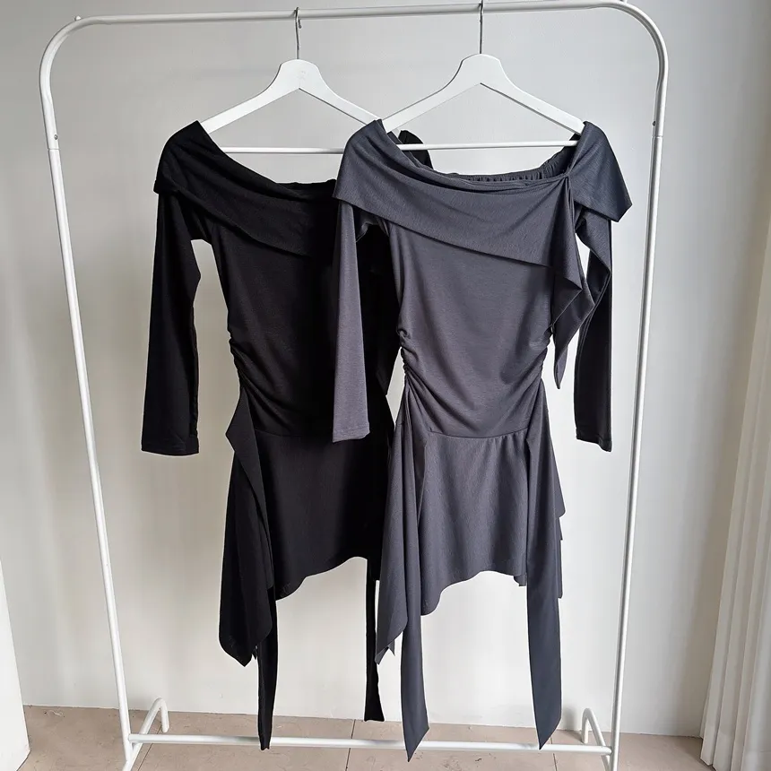 アンバランスシャーリング長袖オフショルダーストラップワンピース | mirangmirang | 詳細画像25