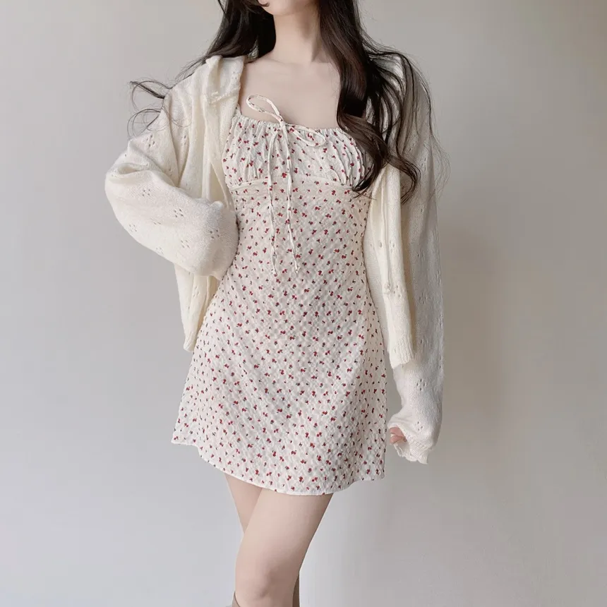 シャーリングパフスリーブ半袖ミニリボン小花柄ワンピース | mirangmirang | 詳細画像5