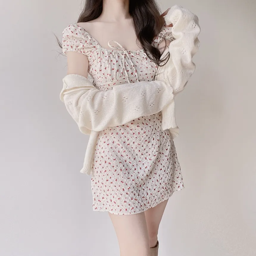 シャーリングパフスリーブ半袖ミニリボン小花柄ワンピース | mirangmirang | 詳細画像6